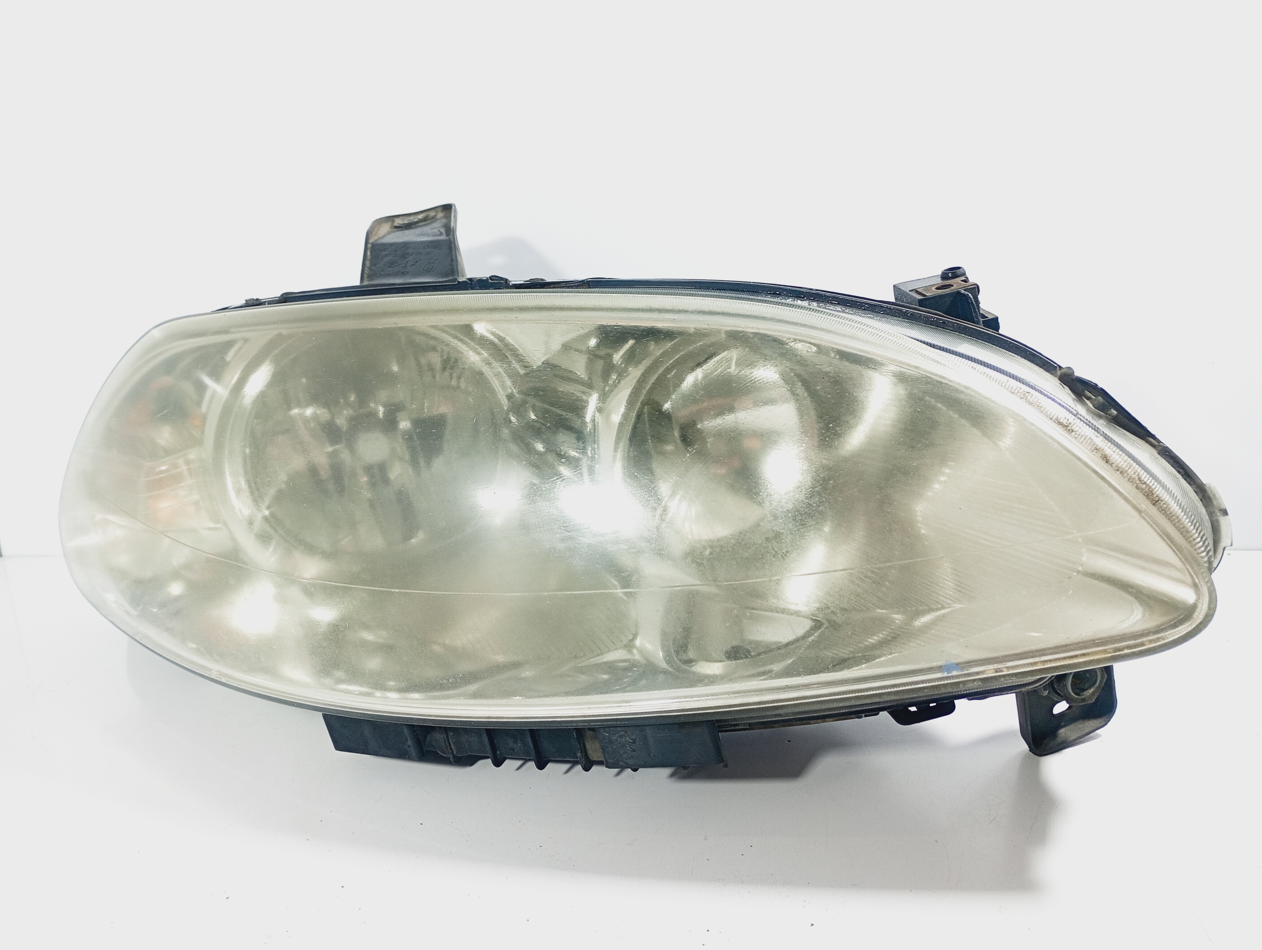 light right front REFLEKTOR right front 51733560 Fiat Croma 2 II 05-07