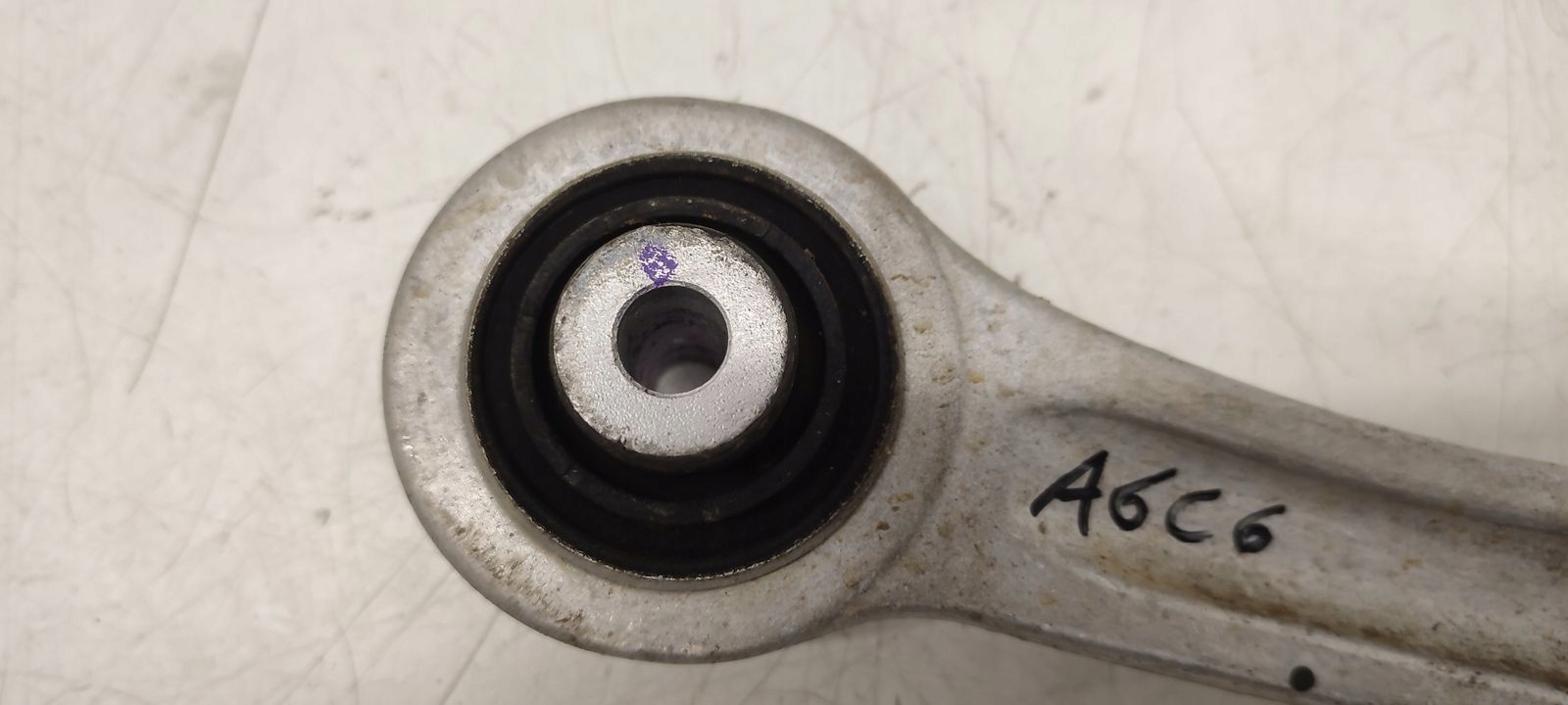 arm front front Audi A6 C6