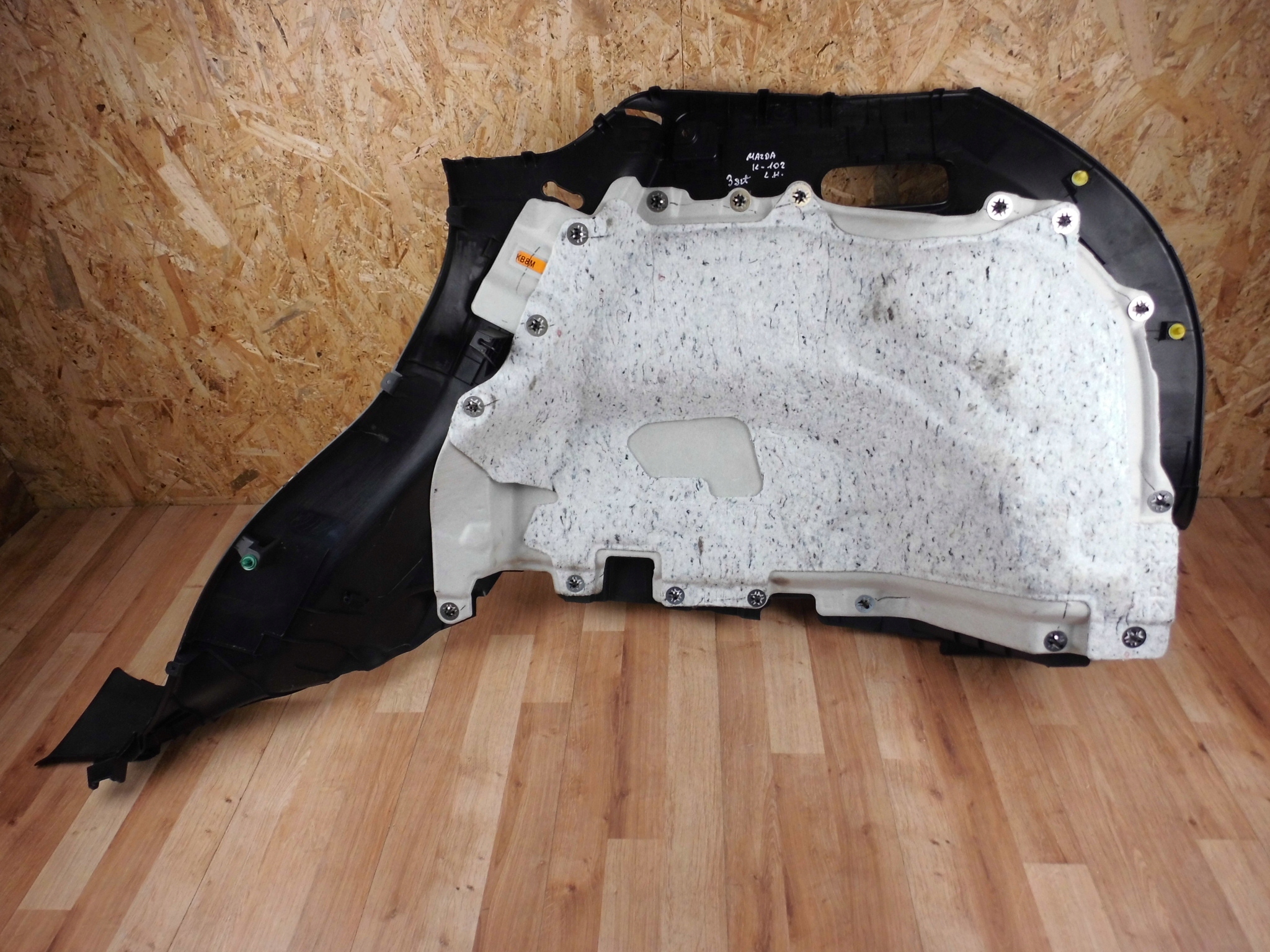 Mazda CX-5 II KF 2018+ boot upholstery rear part left
