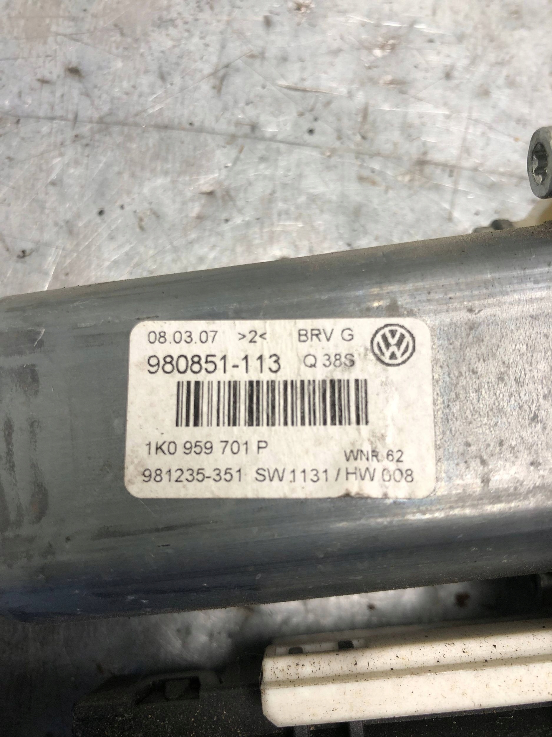 mini motor windows left front VW PASSAT B6 1K0959701P