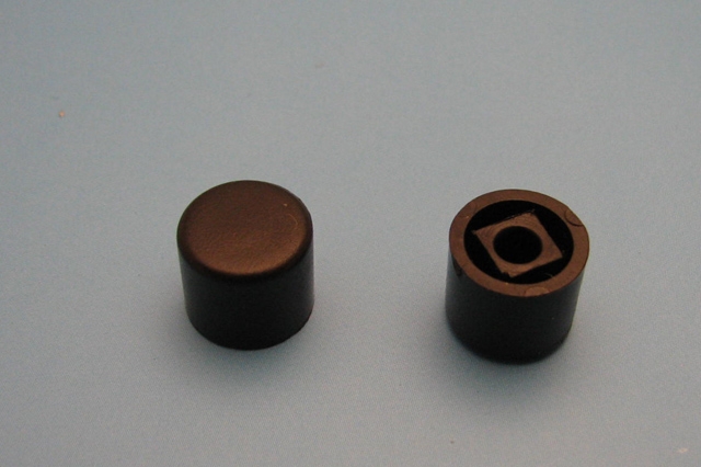 

Nakładka Na Tact Switch 9X10mm 2-SZTUKI