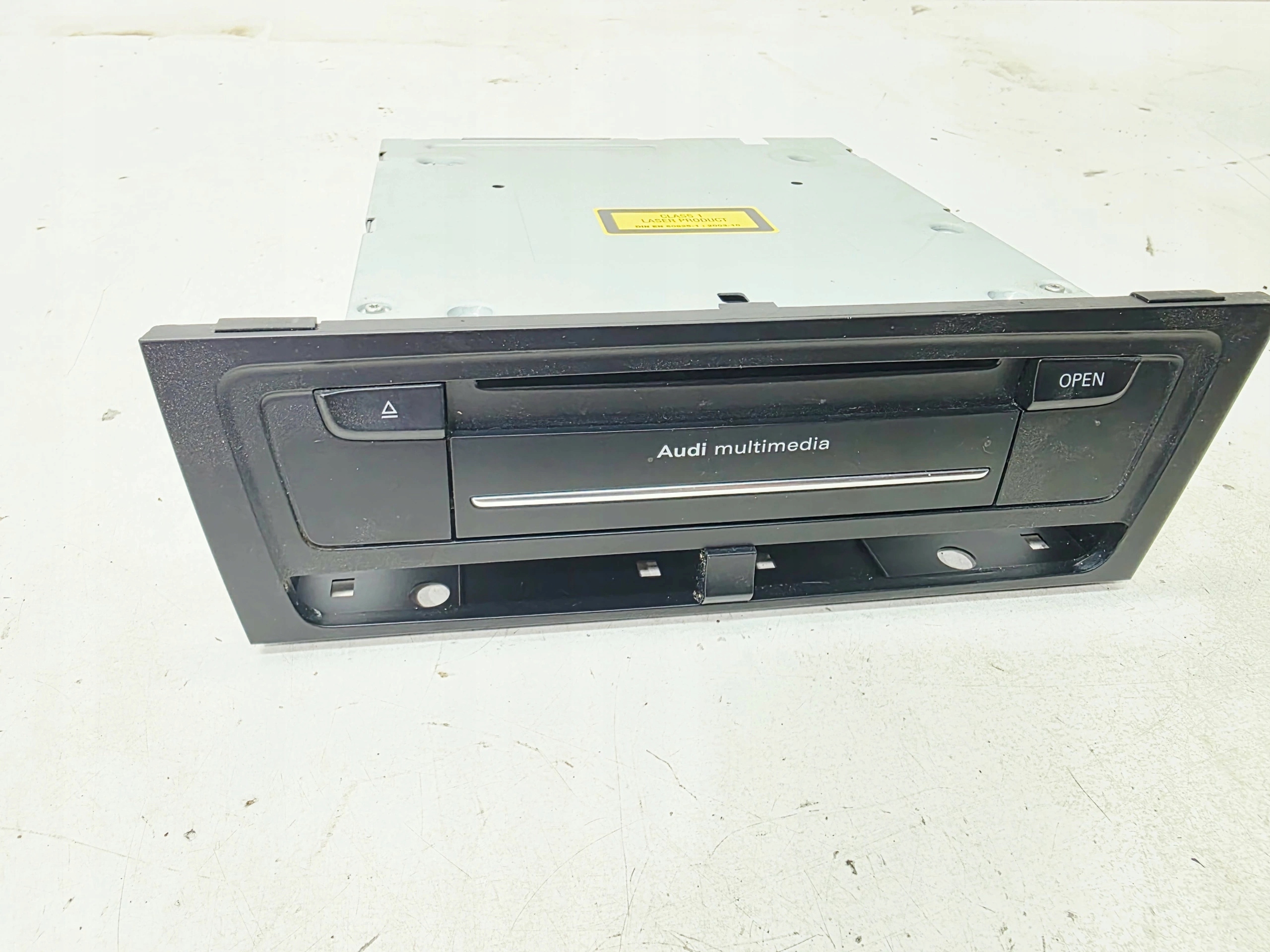 unit MMI card reader SD AUDI A4 B8 A5 8T Q5 8R 8T2035666H