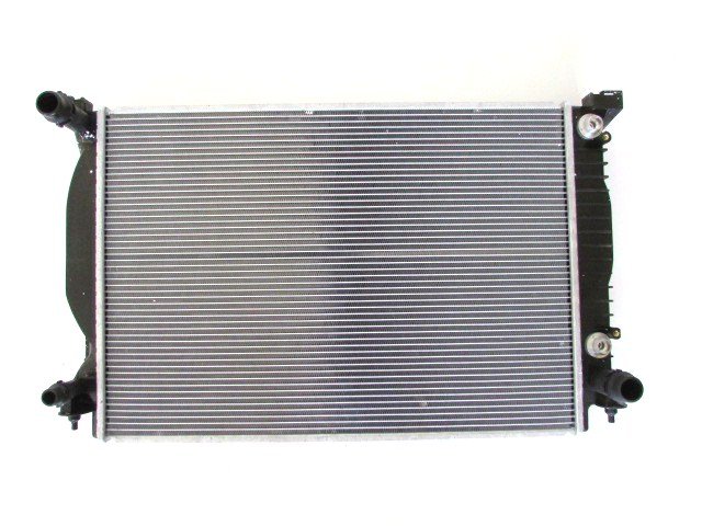 CHŁODNICA AUDI A4 B6 B7 3.0 3.2 2000-2007 AUTOMAT