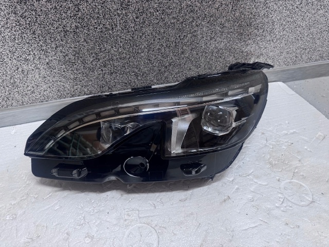 light left Peugeot 3008 5008 Full Led 2017