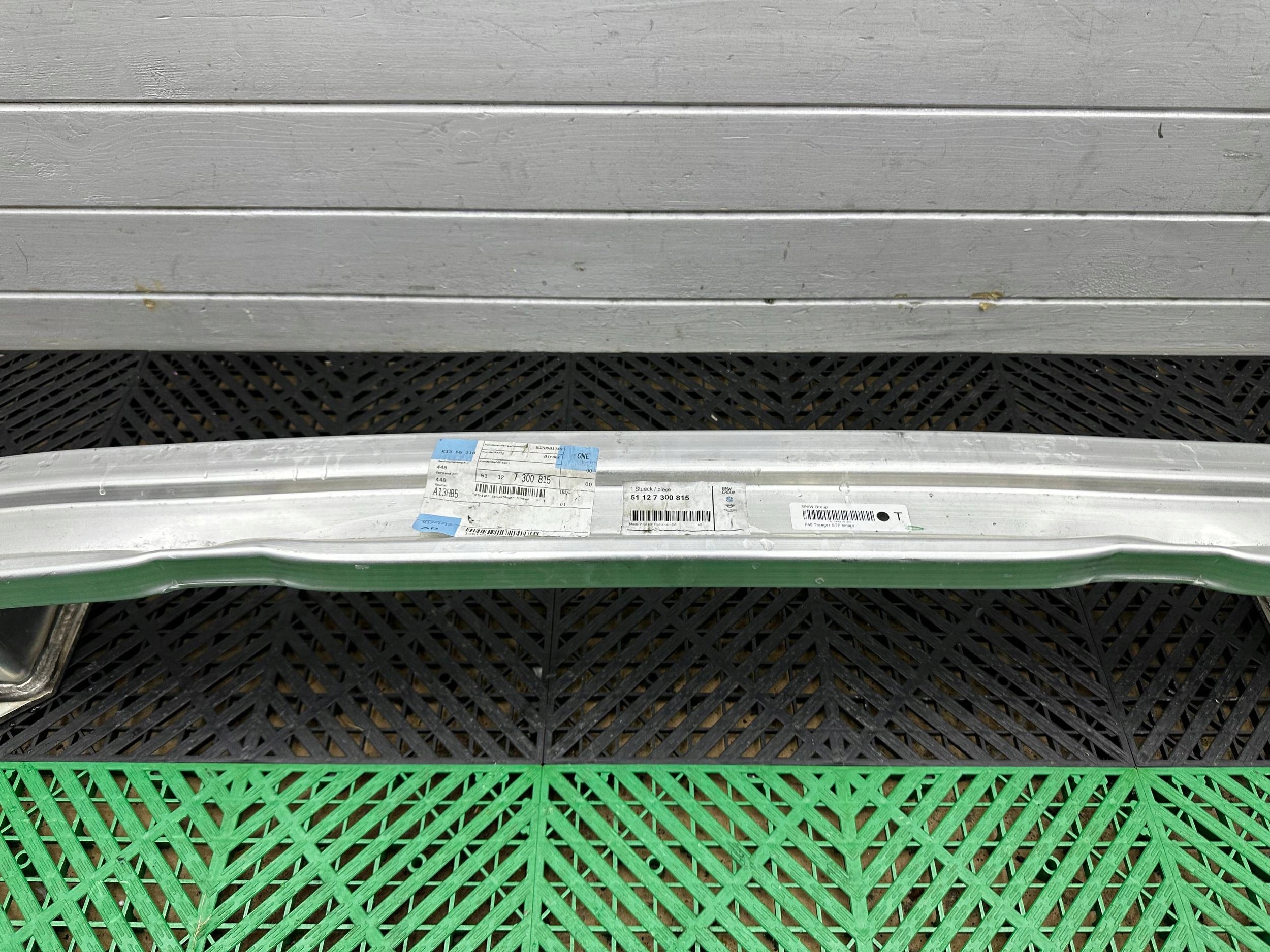 TRAVERSA paraurti posteriore BMW 2 F45 7300815
