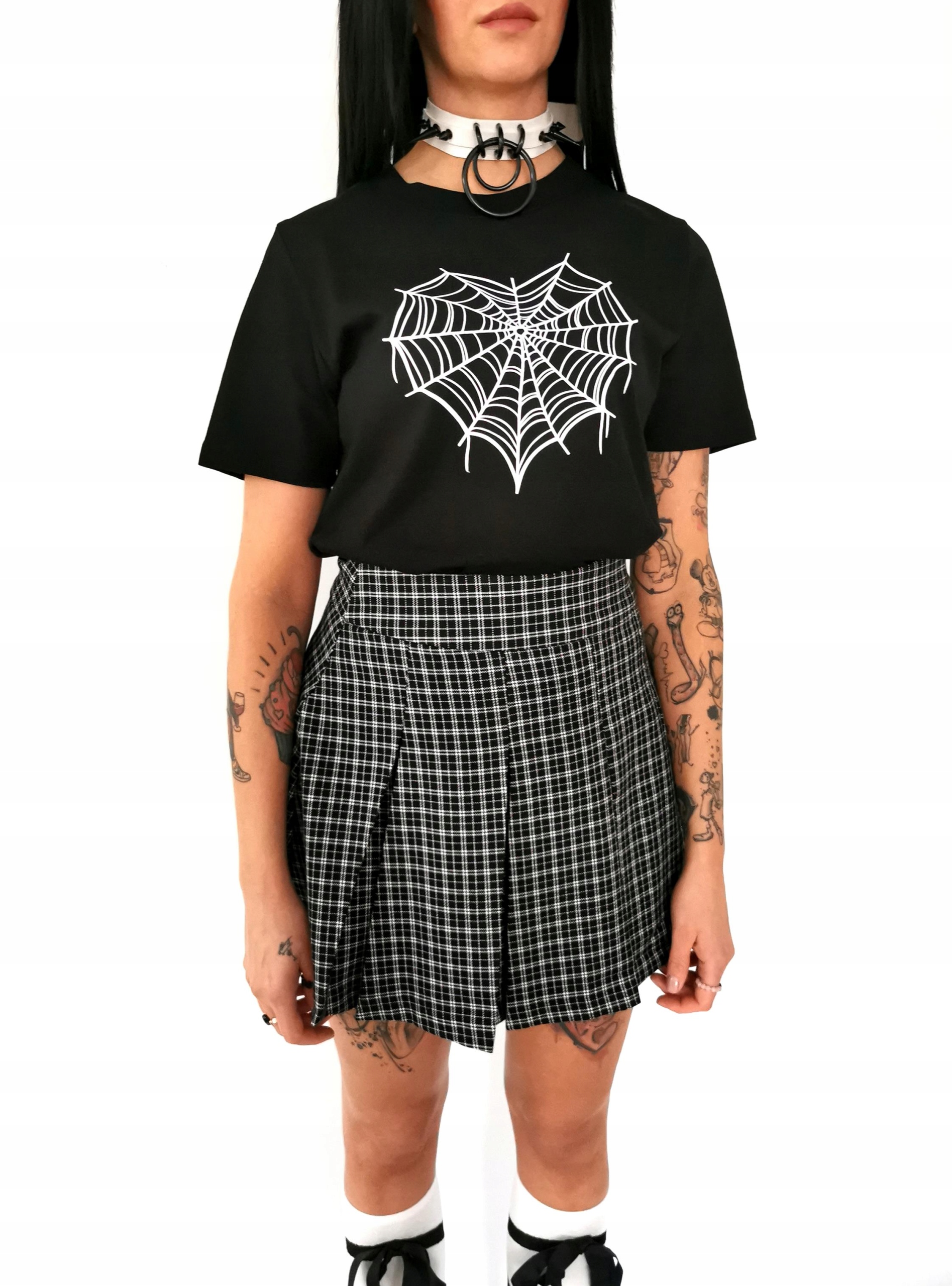 DTC3 CZARNA KOSZULKA SERCE PAJĘCZYNA ALTERNATIVE L Rozmiar L