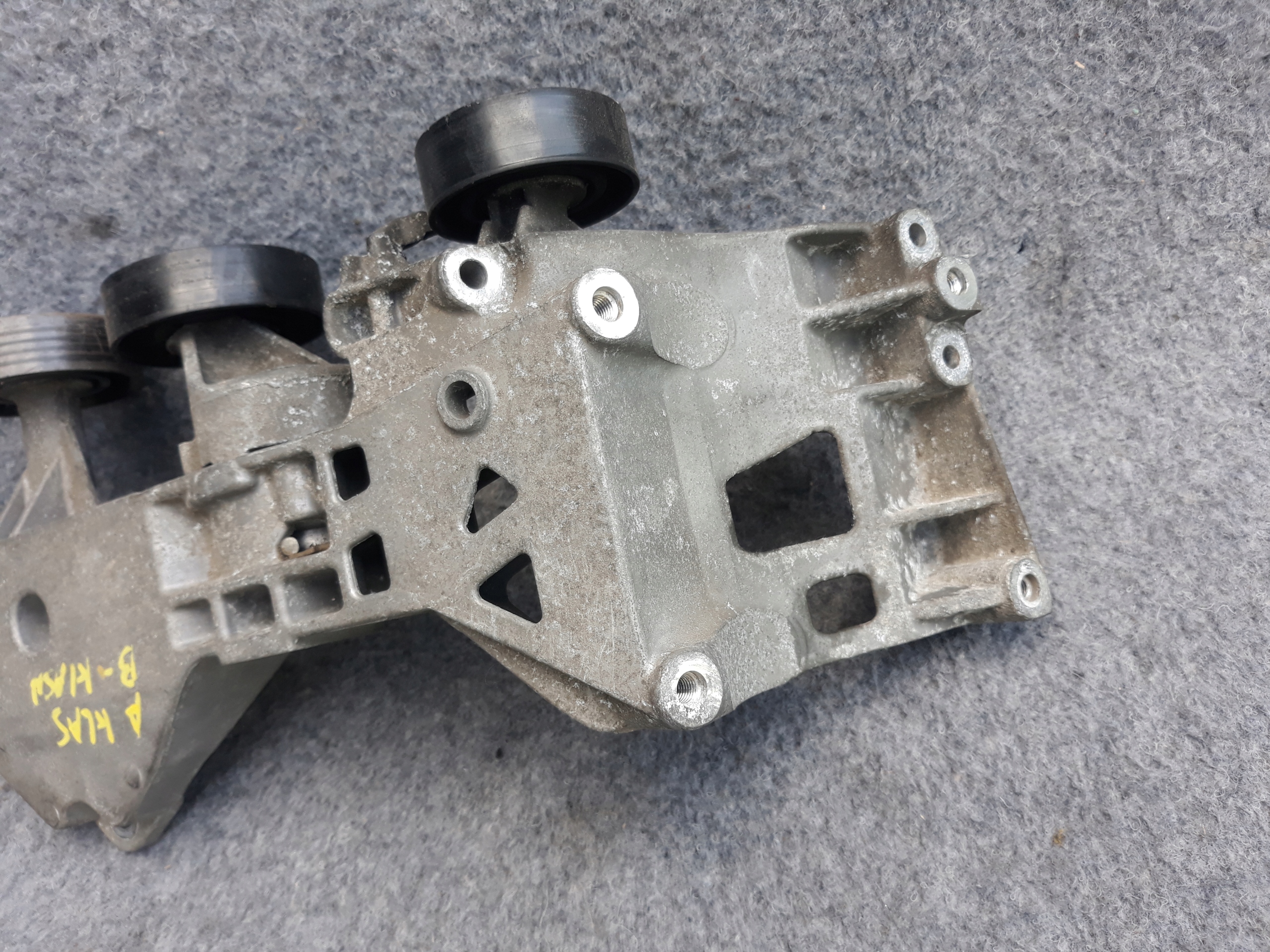 основа MERCEDES W169 W245