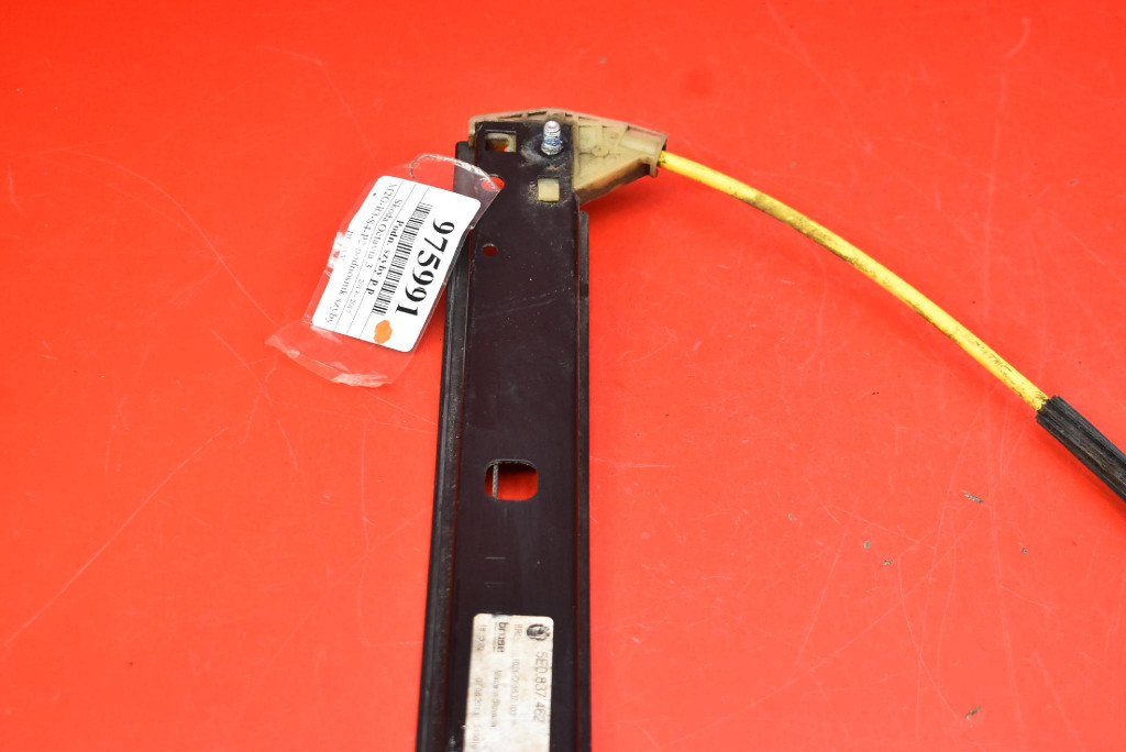 window regulator right front EU 5E083762 SKODA OCTAVIA 3 III 5D HB 13-17