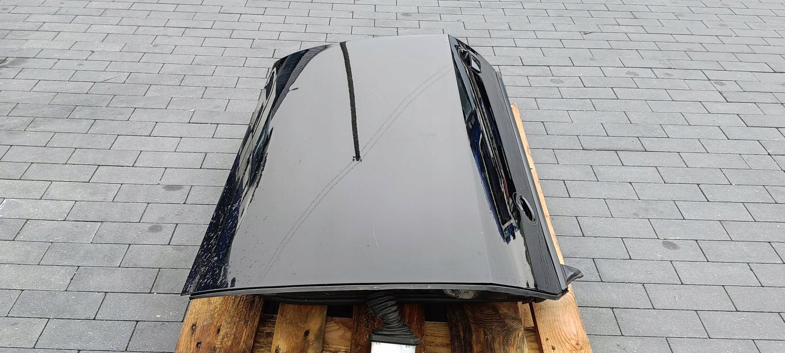 door right complete window Dodge Challenger 2015