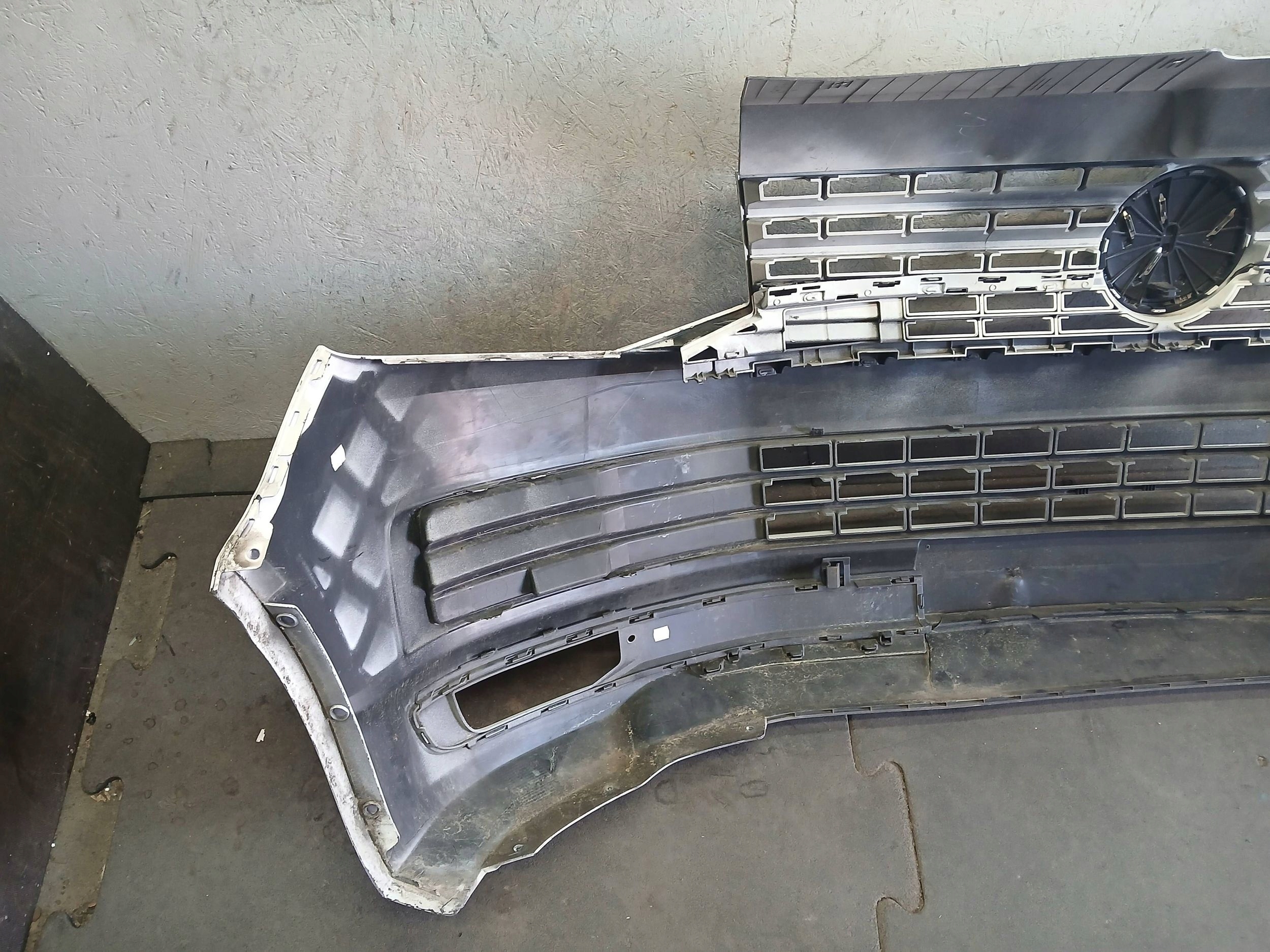 bumper front VW T6 T-6