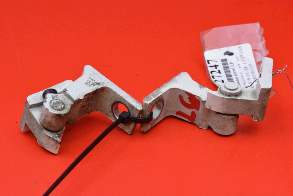 hinge hinges door left front 7N0831401 VW SCIROCCO 3 III 08-17