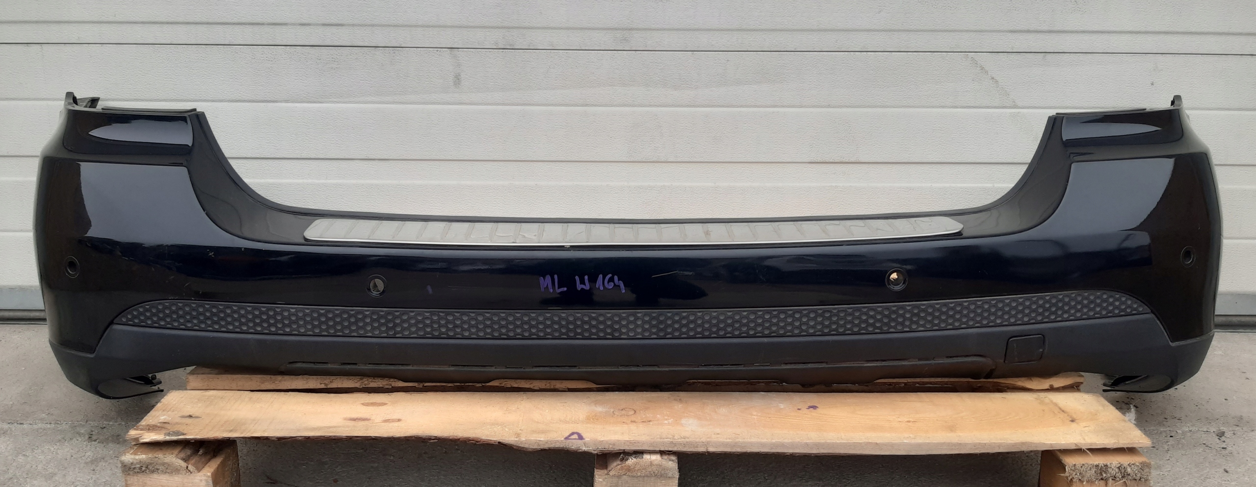 MERCEDES W164 ML bumper rear part PDC 197 KOMPLET