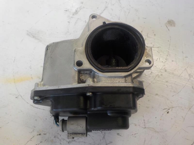 AUDI A4 B8 2.0 TDI ORG AGR-Ventil 03L131501G