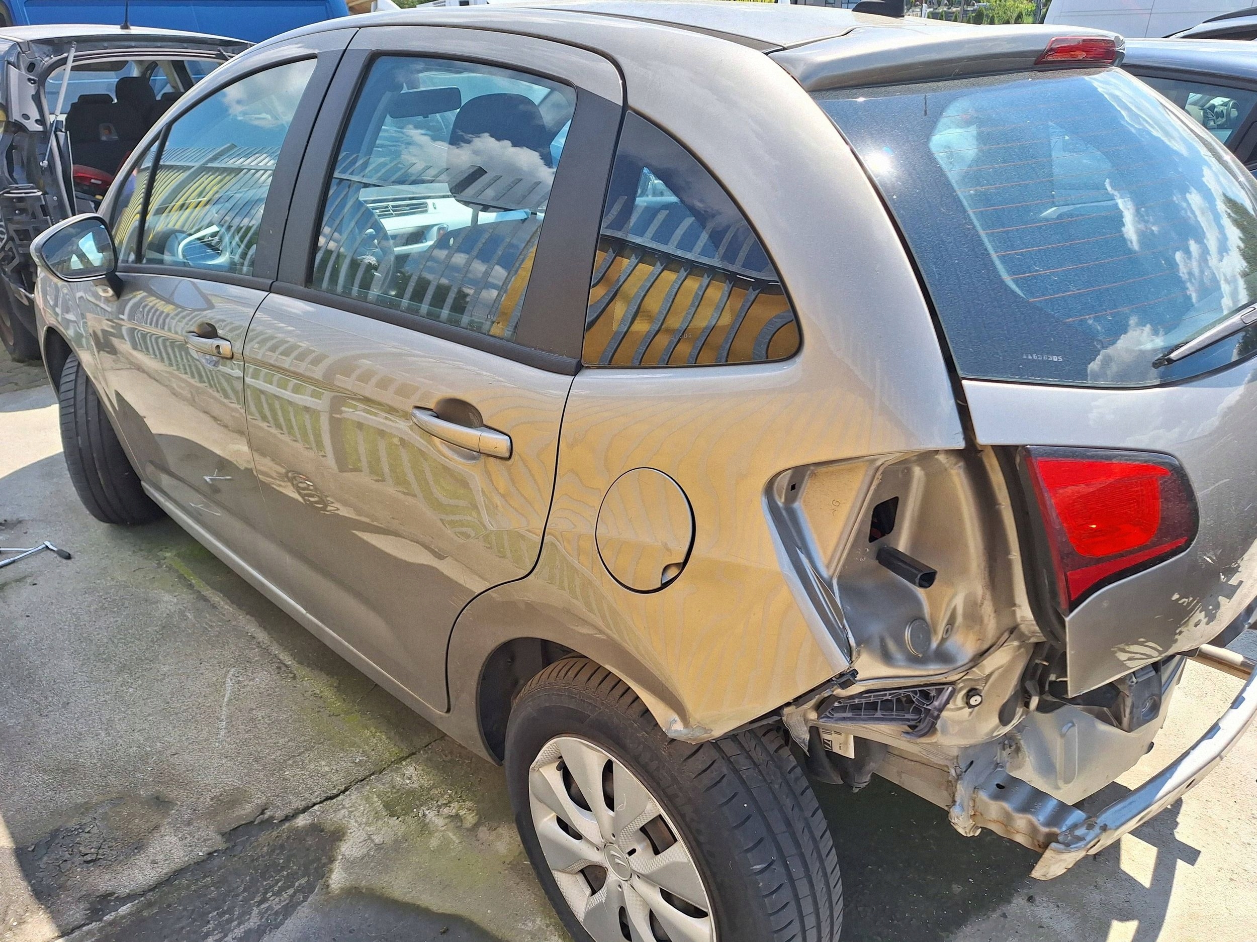 CITROEN C3 II 2 SC 2009-2016 door rear part rear. left KCHC
