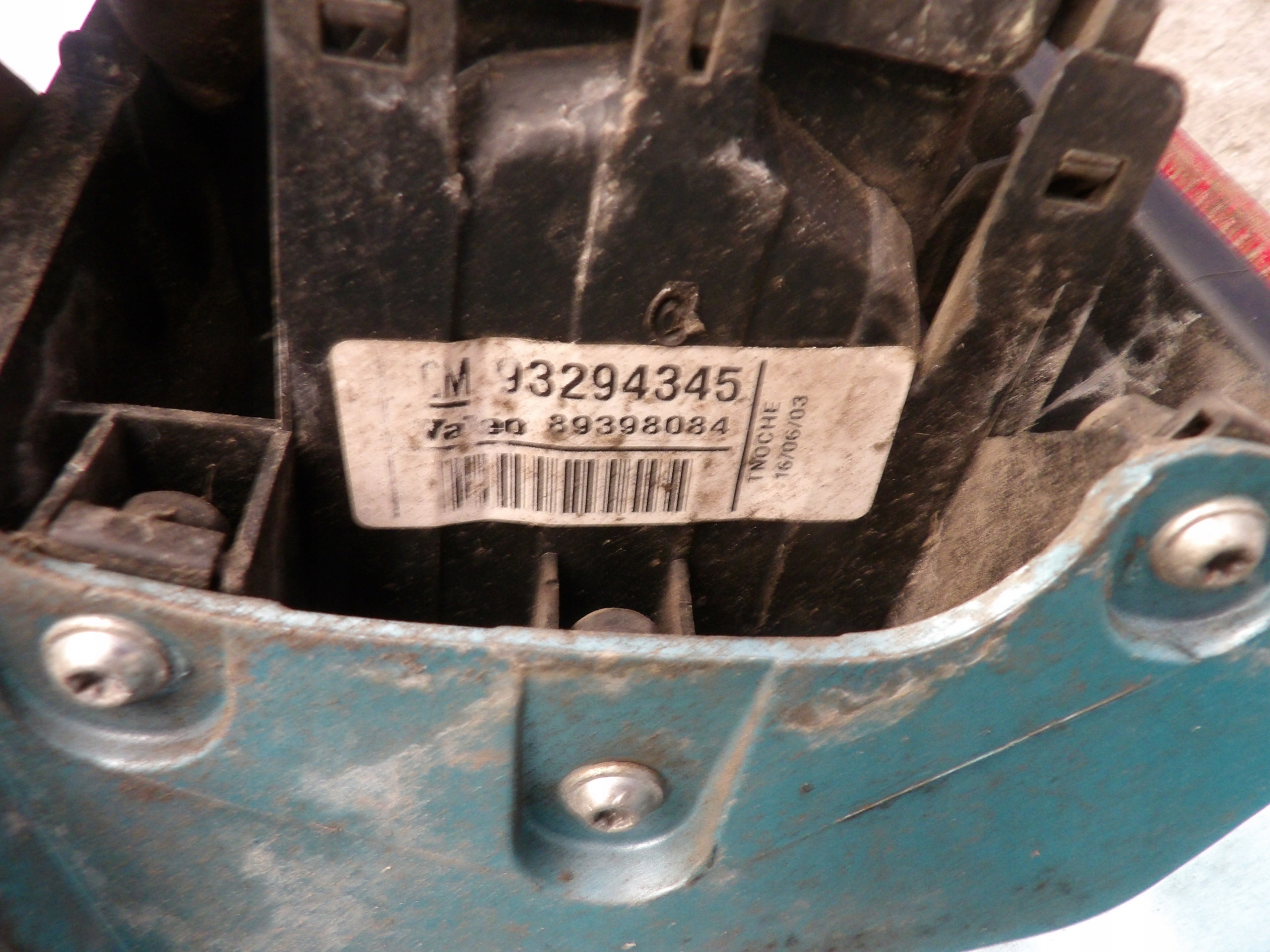 Opel Meriva and light rear left 5D