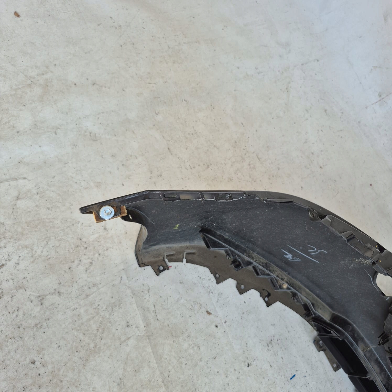 MAZDA 2 III LIFT 19-23 bumper front front washer