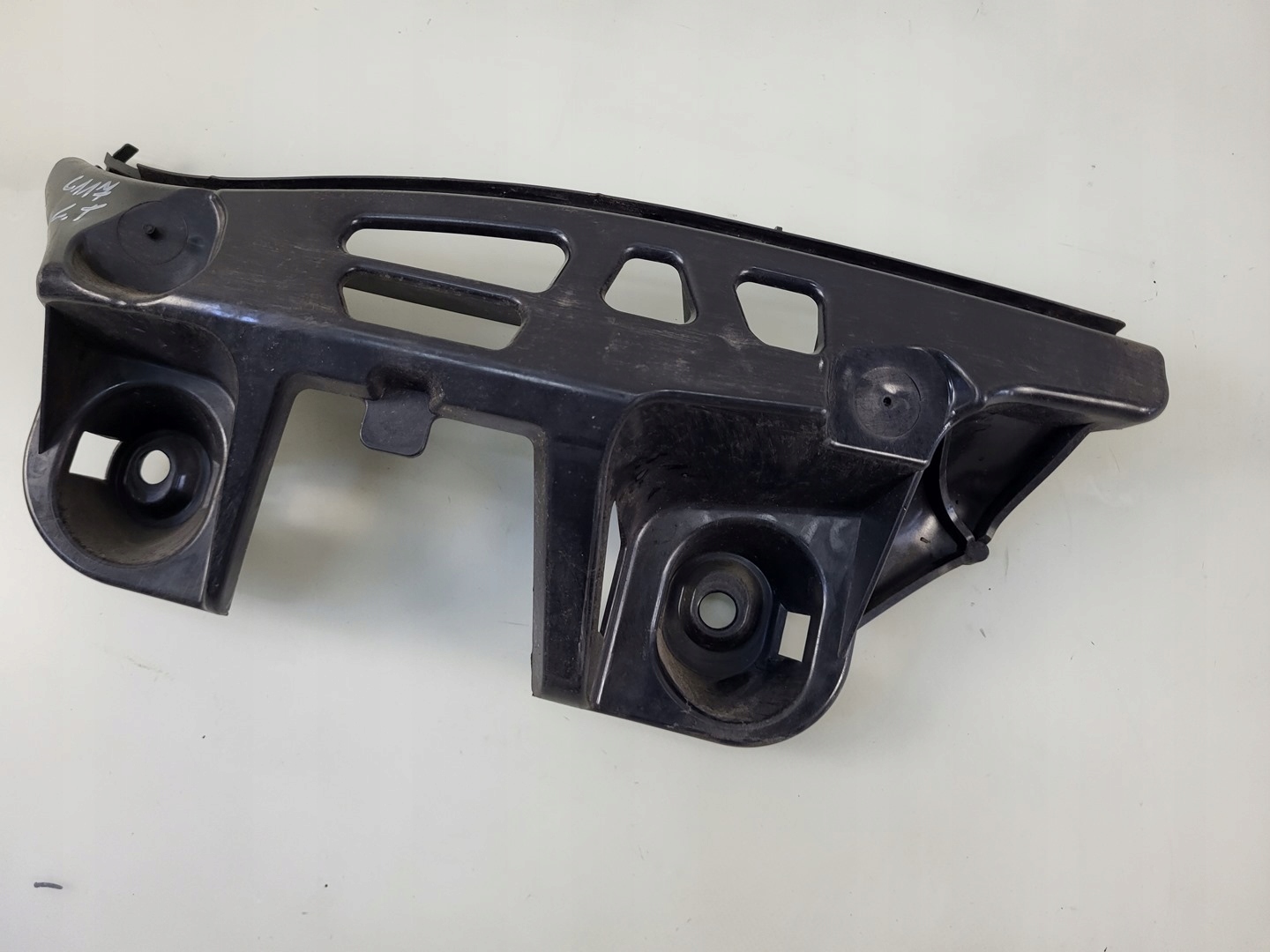 MERCEDES CLA C117 W117 bumper bracket left rear part holder left rear.