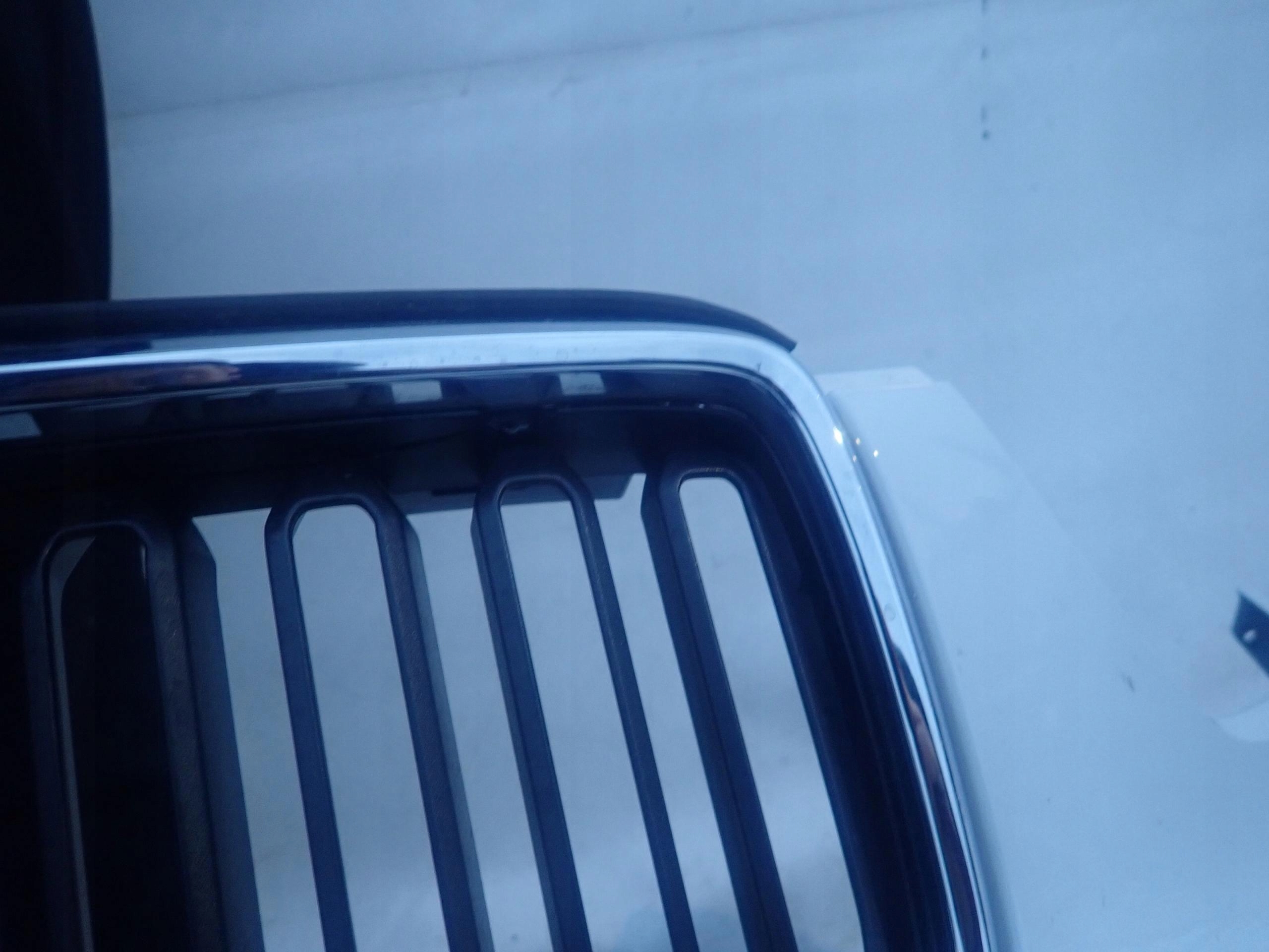 VOLVO XC40 17-> bumper front PDC