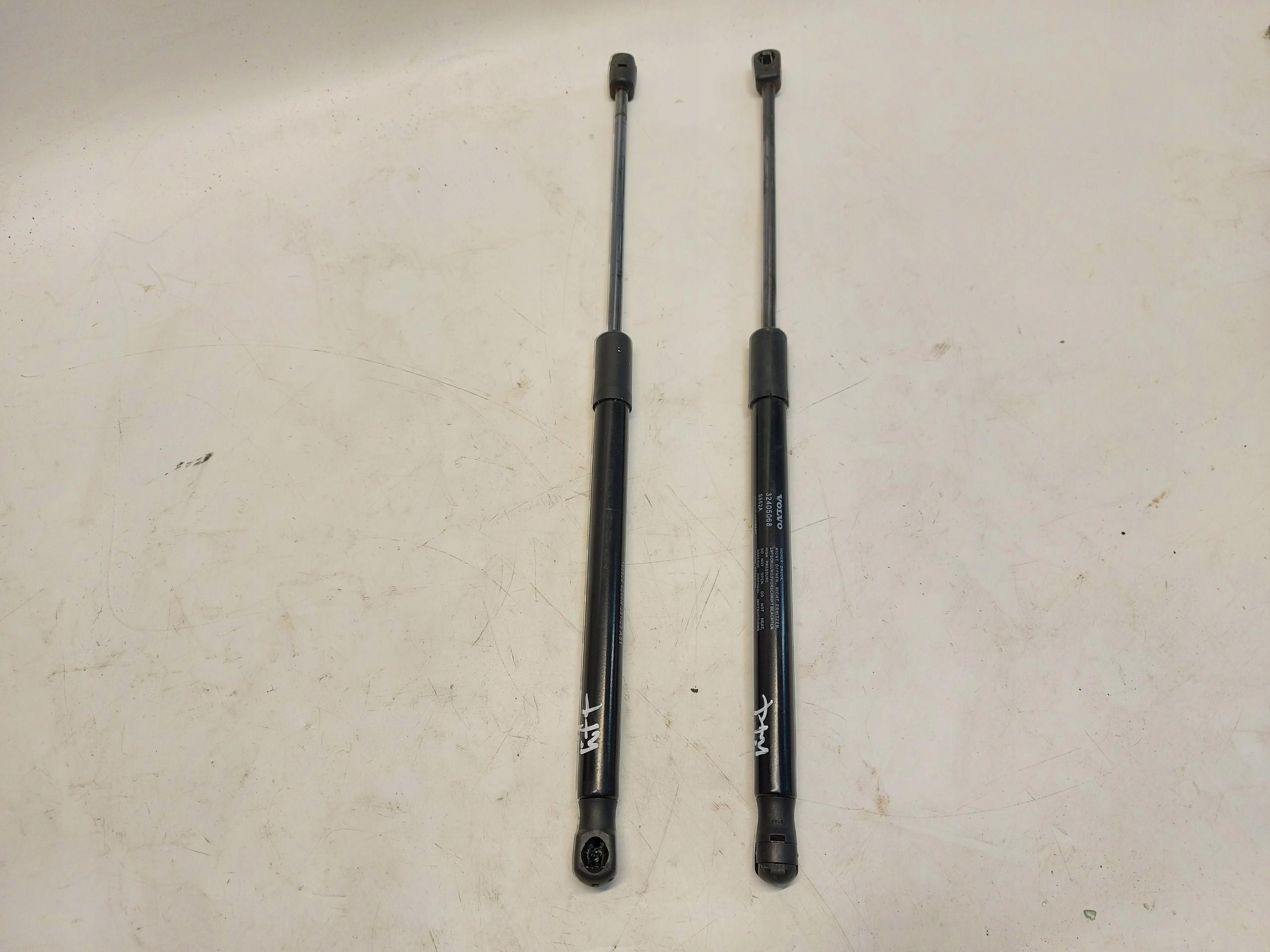 VOLVO XC40 LIFT damper bonnets left right komplet 32405068
