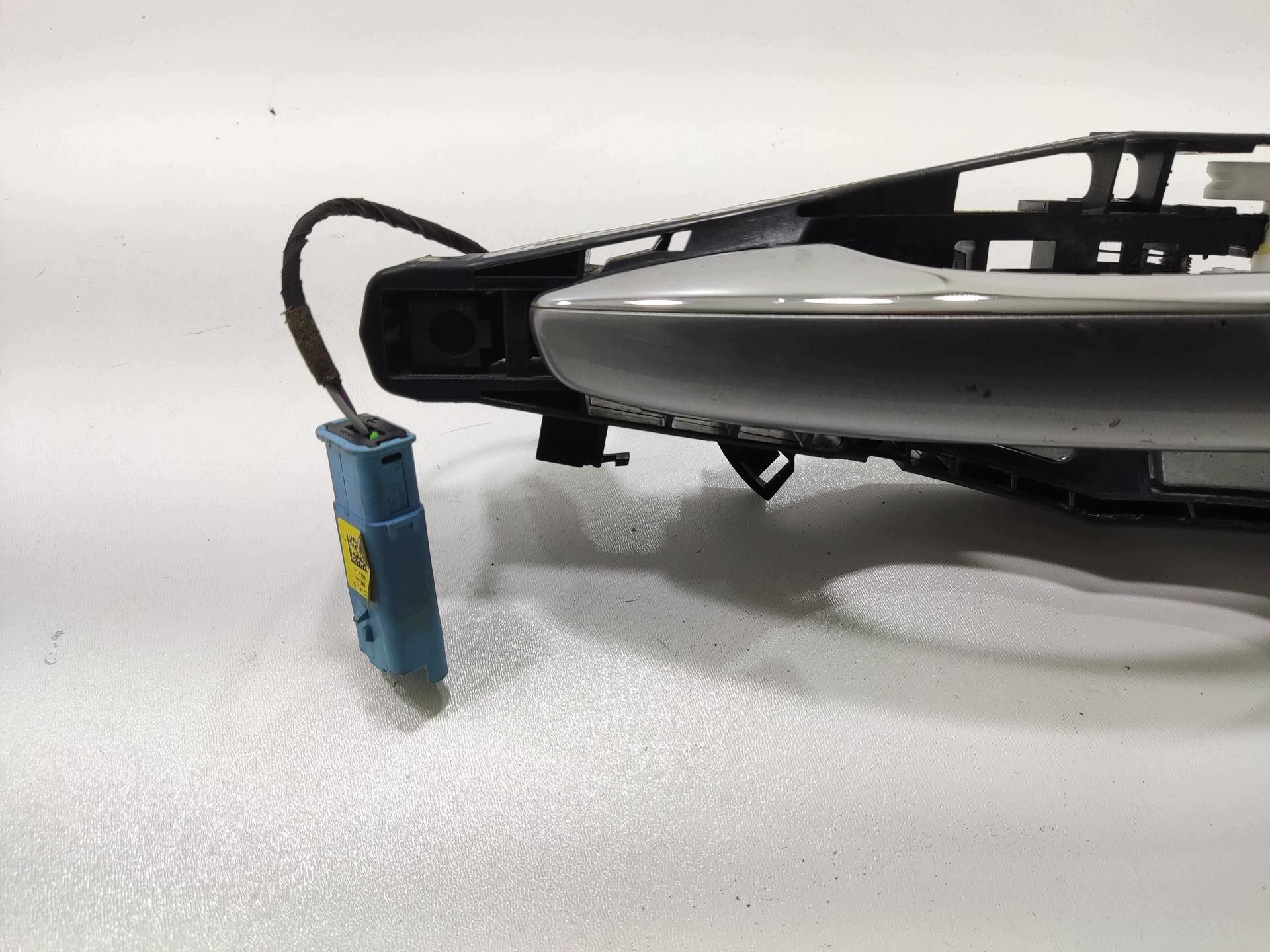 handle door left left front PEUGEOT 308 II T9 2013-2016 9686433780