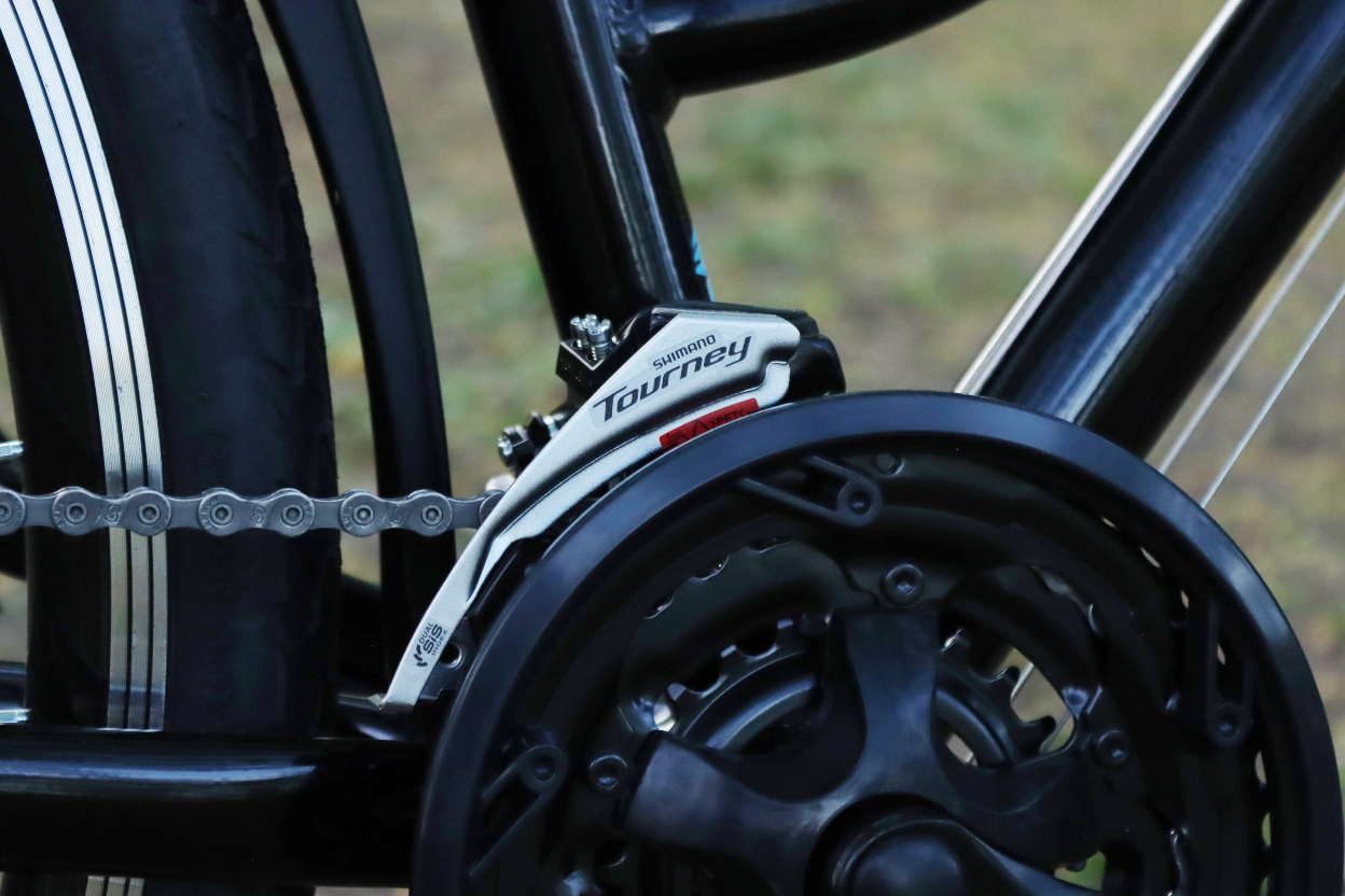 ALUMINIOWY ROWER TURYSTYCZNY TREKKINGOWY 28 " CALI KOŁA TREKKING PREMIUM Kolor biały