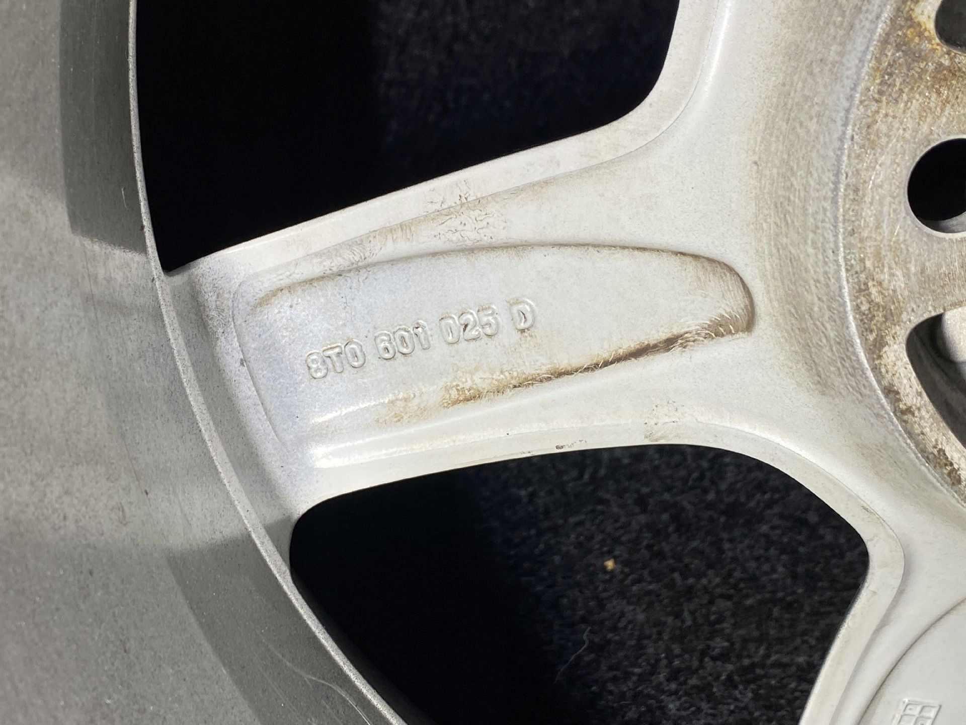 AUDI A5 8T FELGA 8JX17 ET26 5X112 8T0601025D Szerokość felgi 8.0