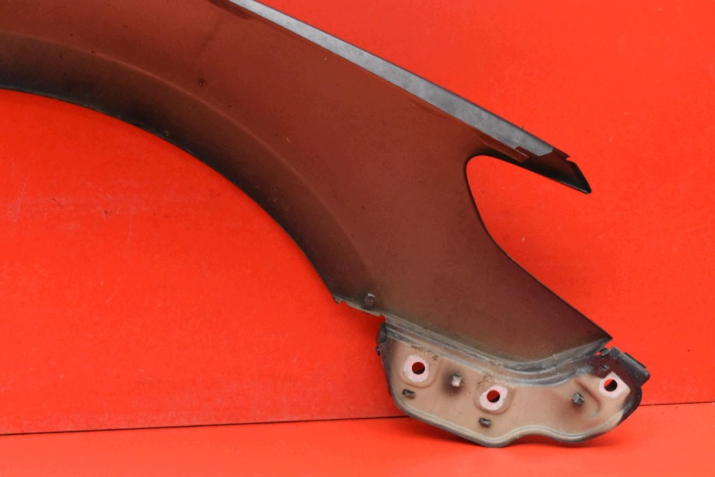 fender left front front LC8Z VW PASSAT CC 08-12