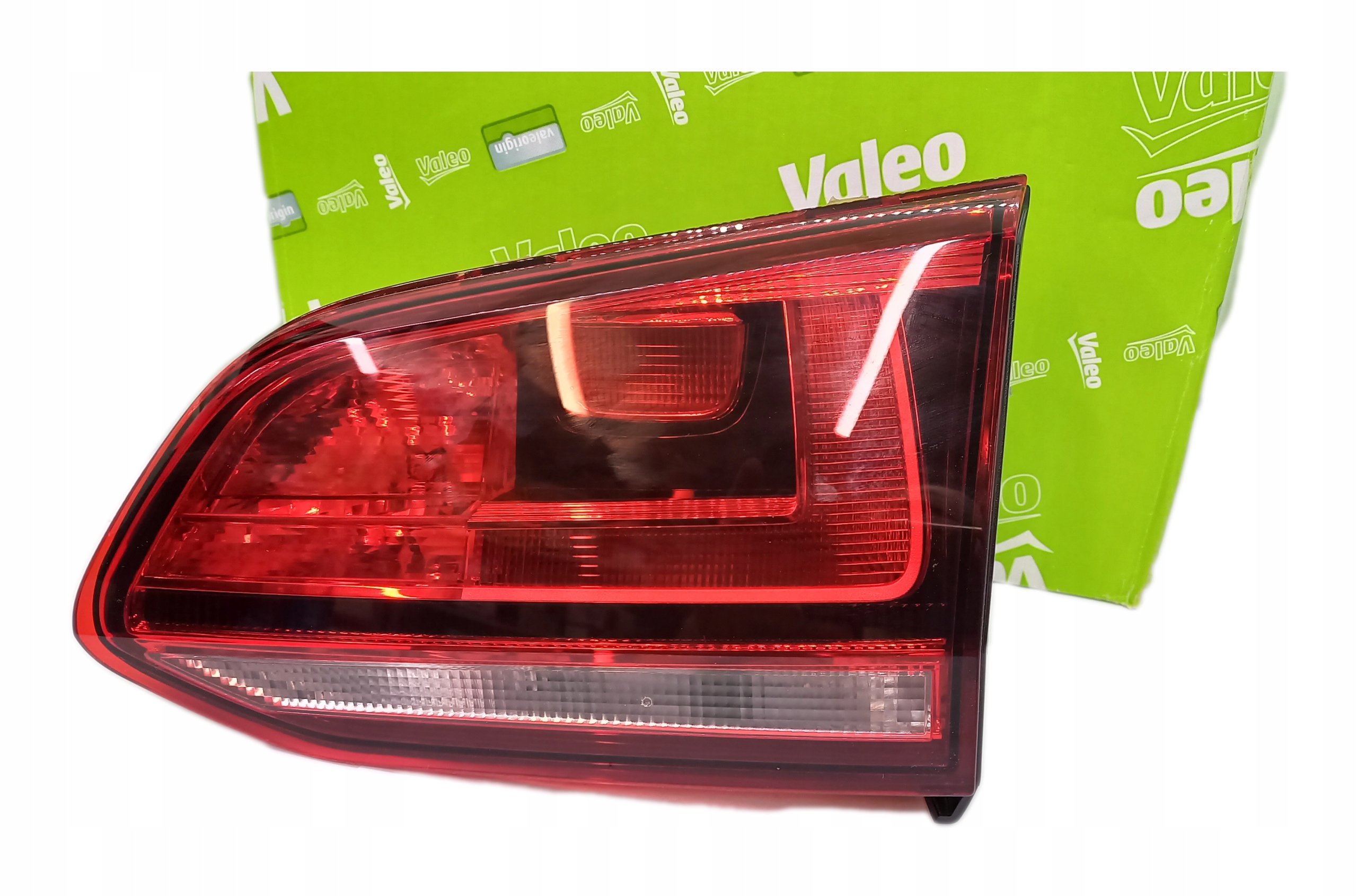 фонарь внутренний правый valeo vw GOLF VII 2013-