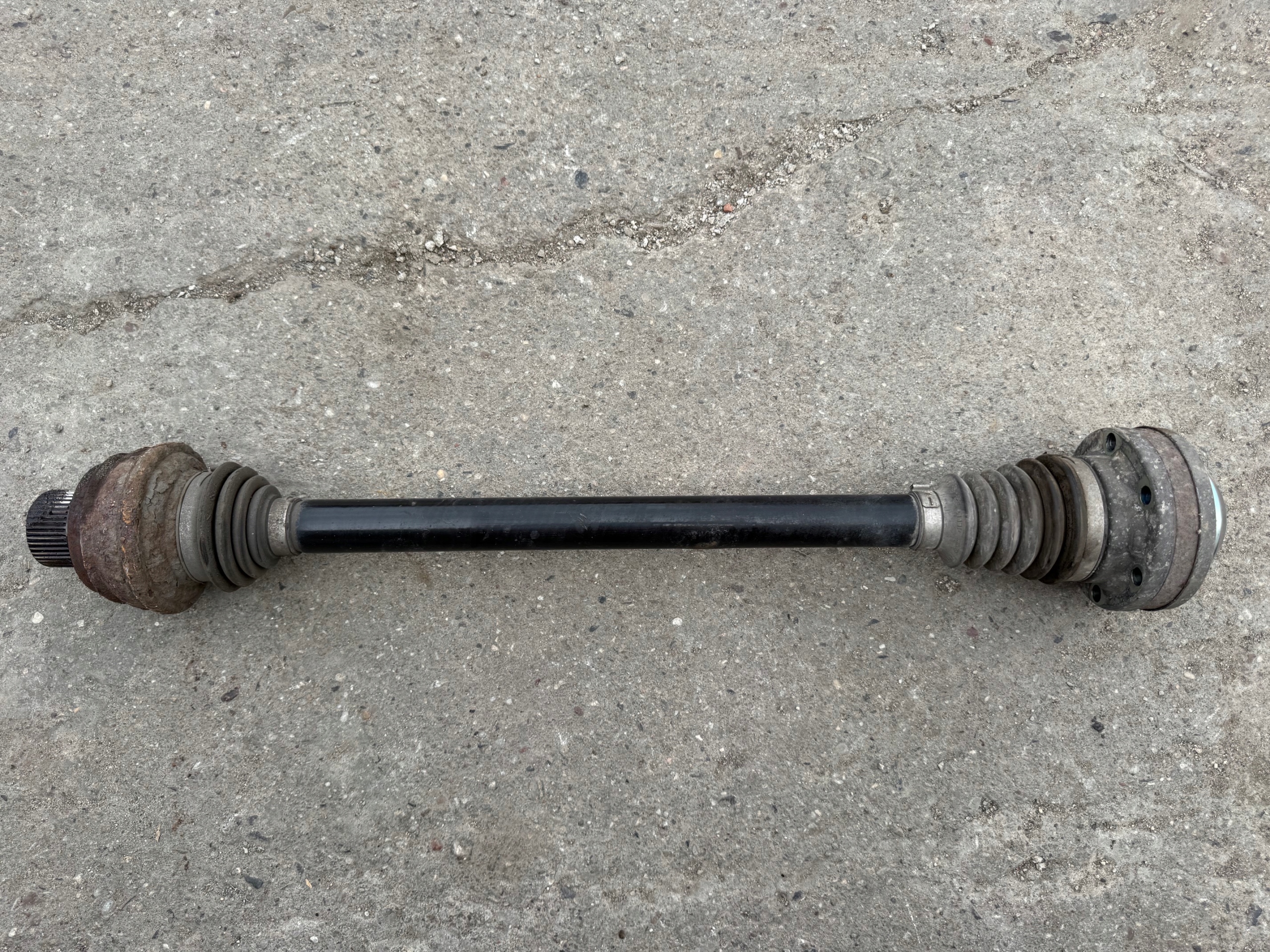 AUDI Q5 8R semi-axis right left rear right left rear part 8R0501203C