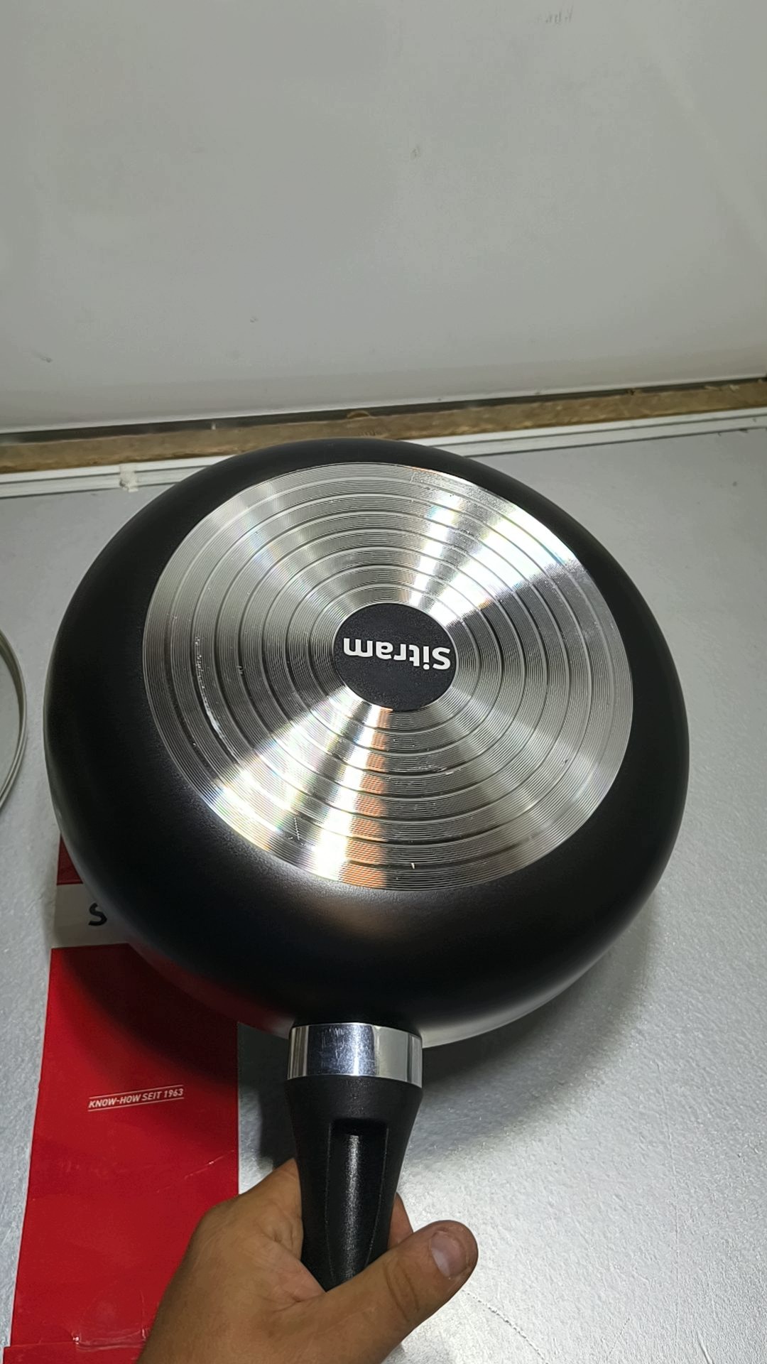 Sitram patelnia z pokrywką około 28 cm — zdjęcie 4