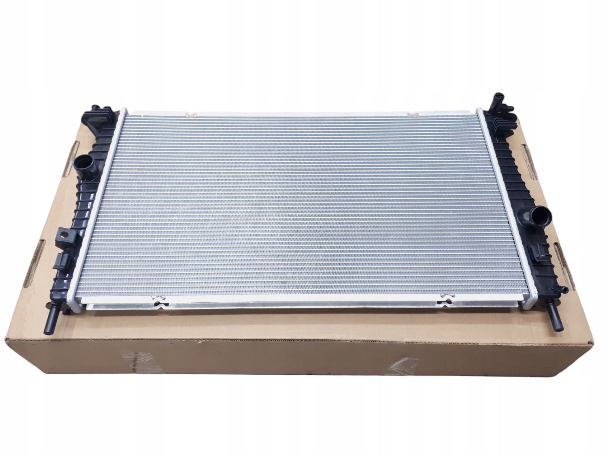 CHŁODNICA WODY SILNIKA FORD FOCUS II 2.5 RS 2.5 ST