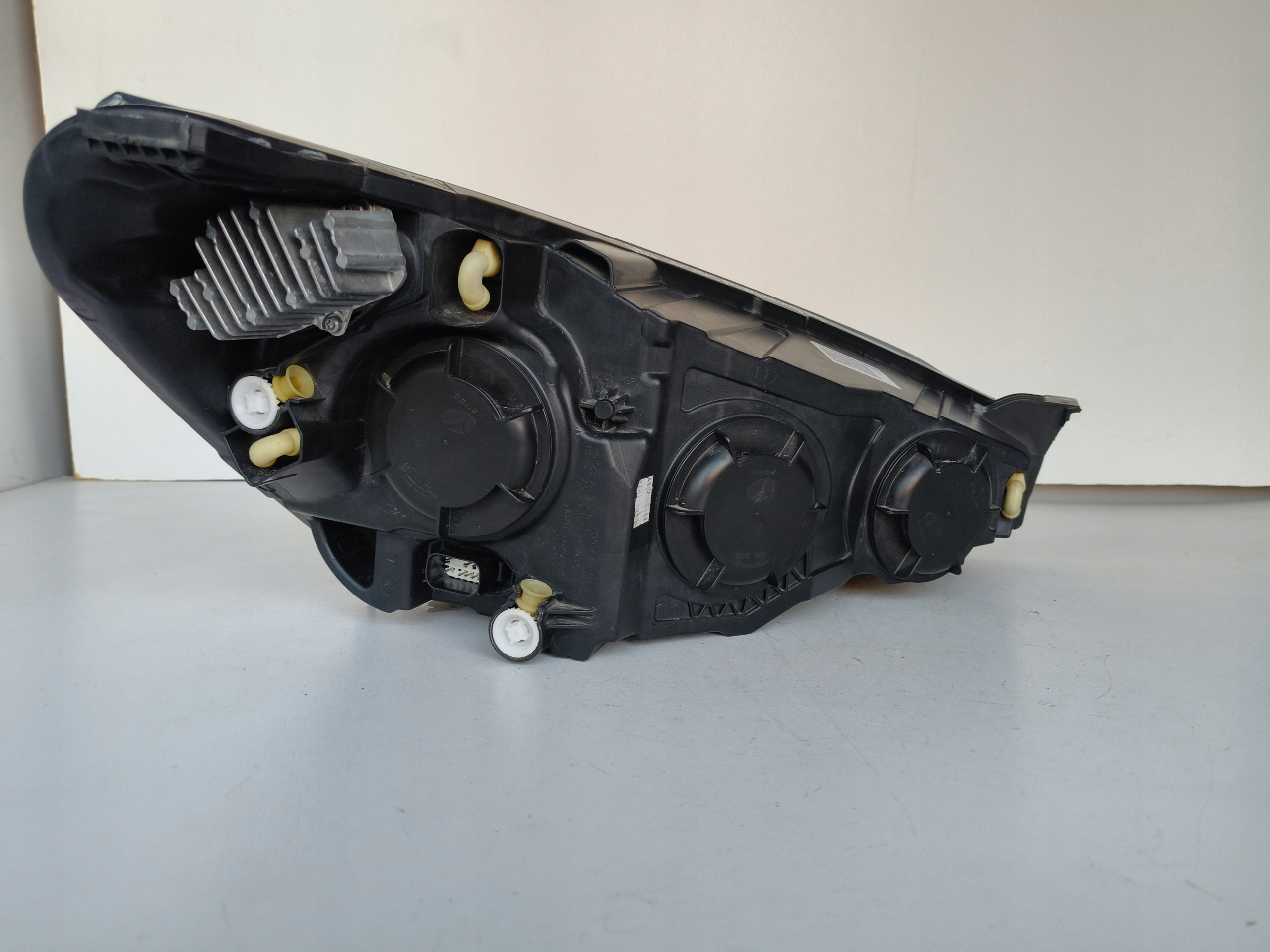 light left REFLEKTOR FORD FOCUS MK4 18- LED