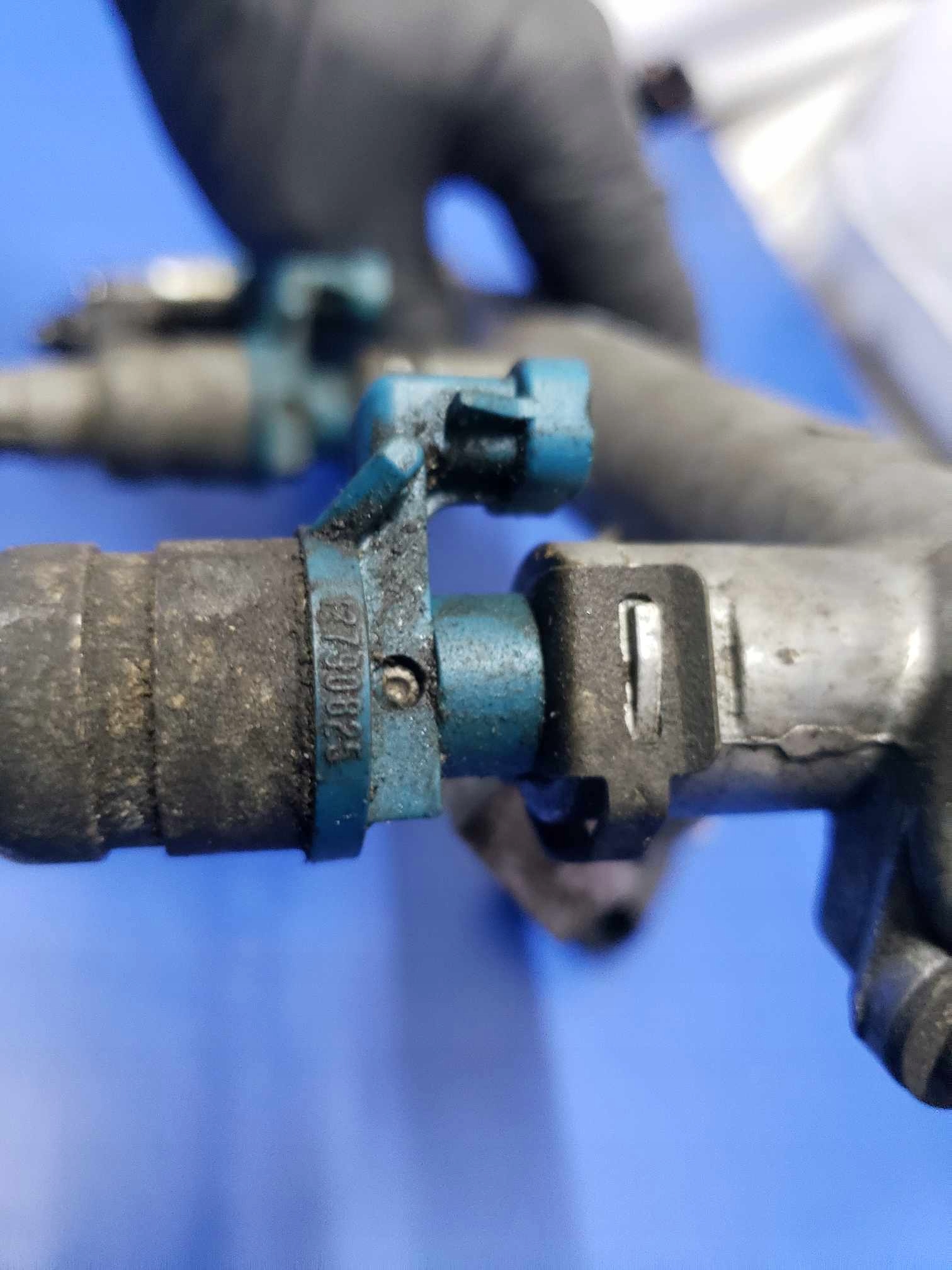 complete injection ramp nozzles bundle SAAB 9-3 II 93 b207 2.0t 1.8t