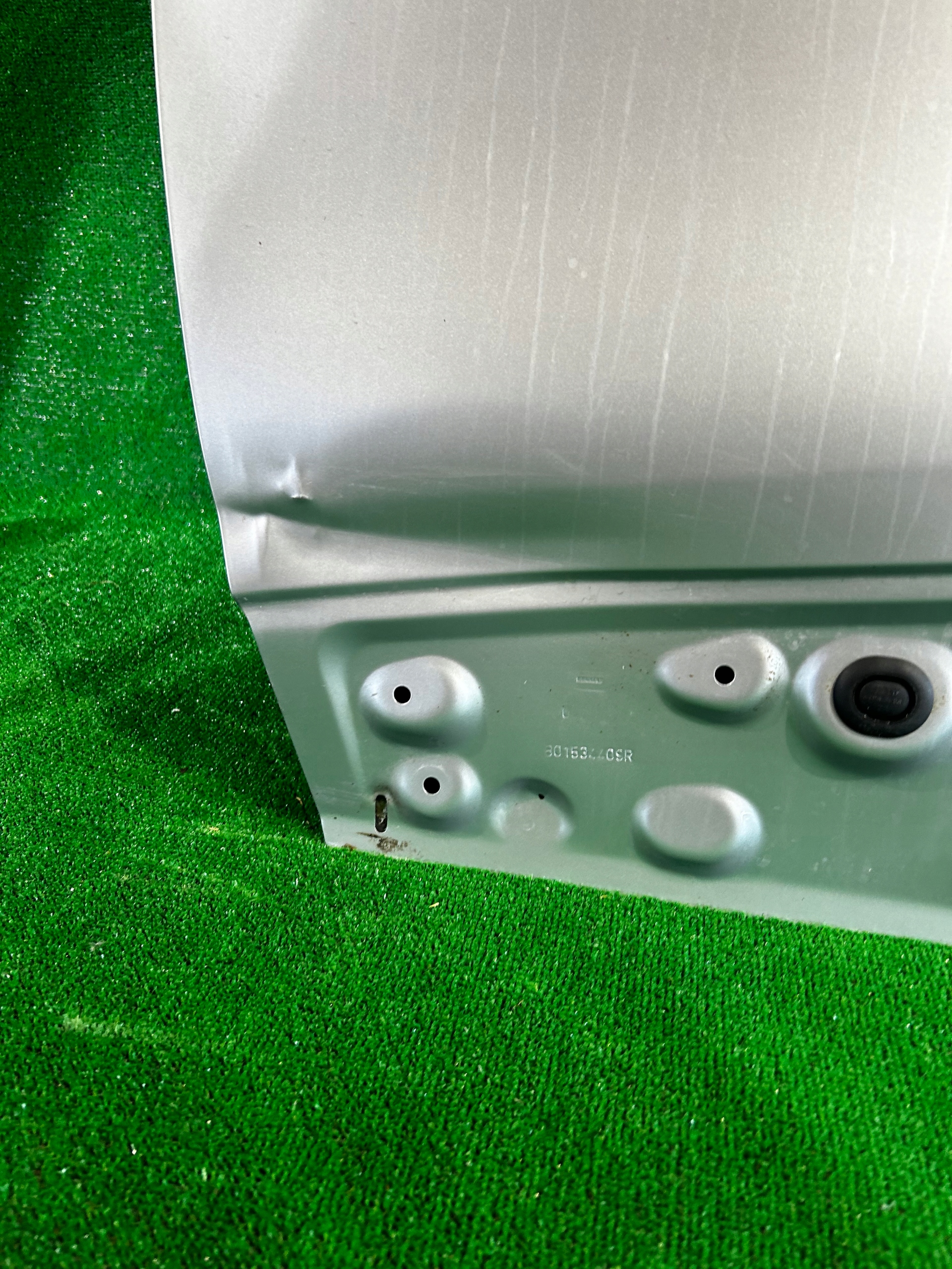 door front left RENAULT CAPTUR and NR.1588
