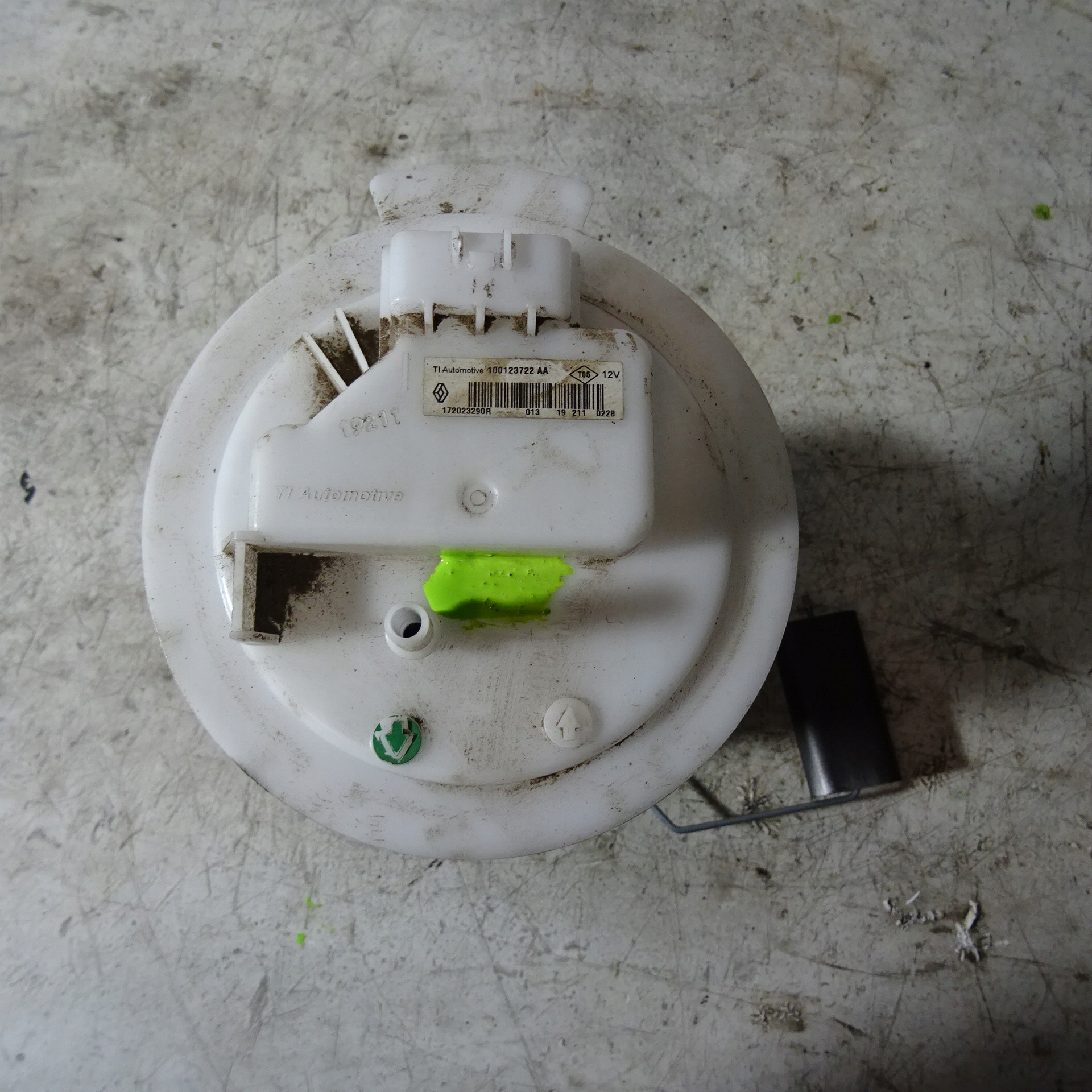 DACIA DUSTER II 19R 1.3TCE feed pump 172023290R