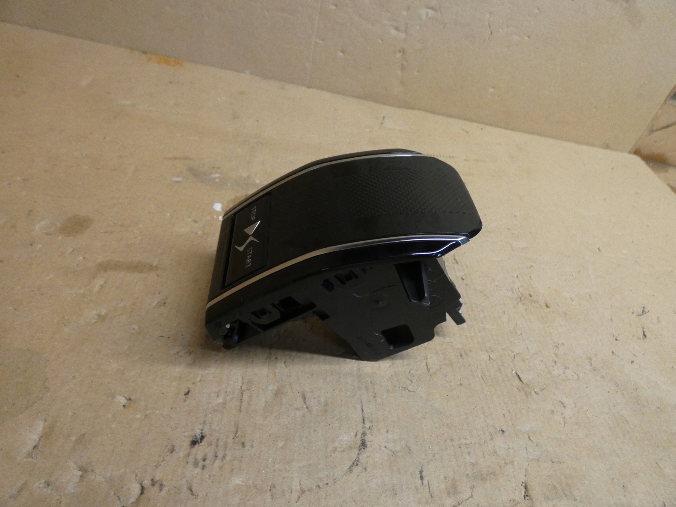 PANEL Schalter START STOP CITROEN DS7