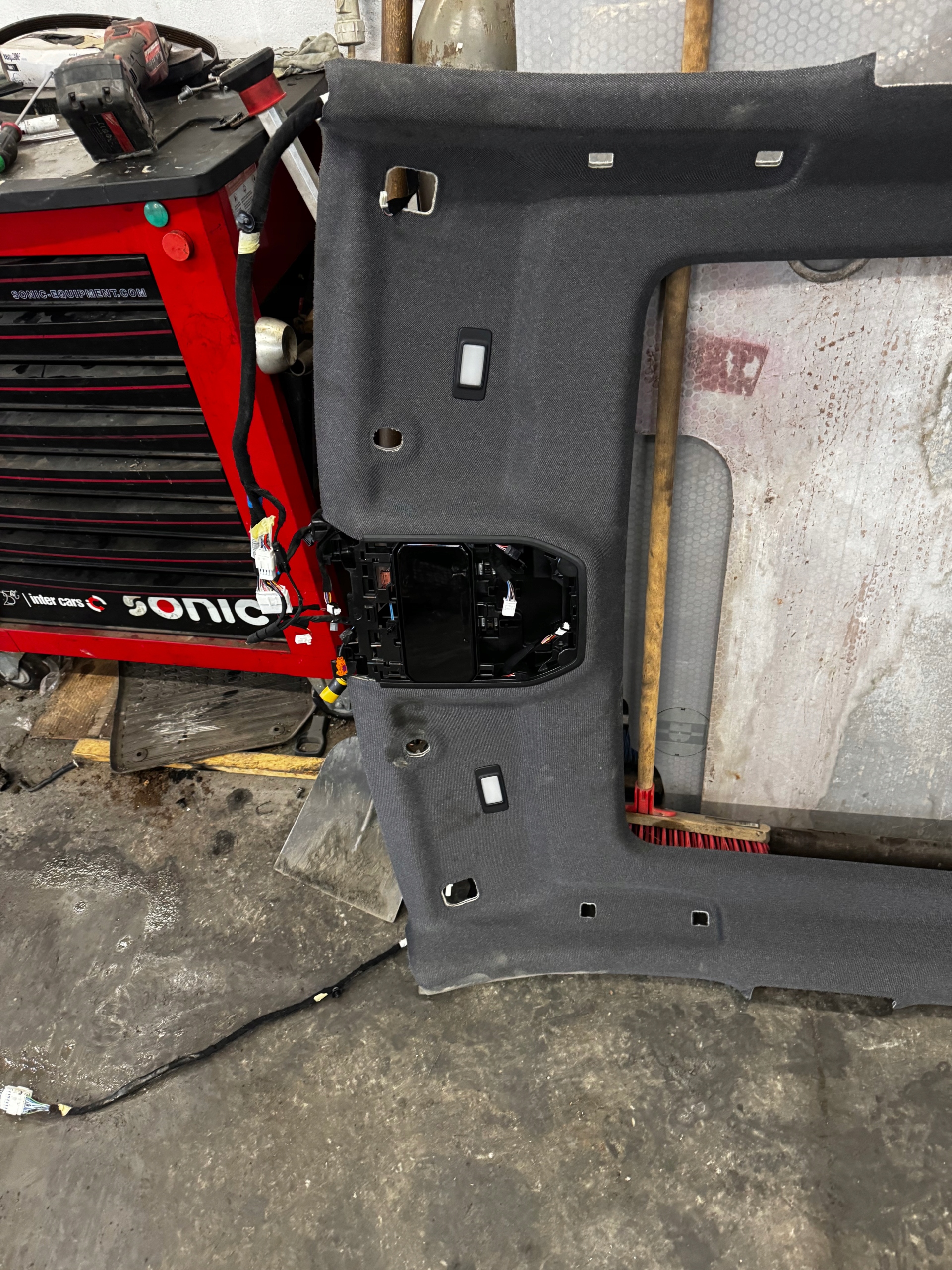 CIELO INTERNO PODBITKA RENAULT AUSTRAL 739107142R