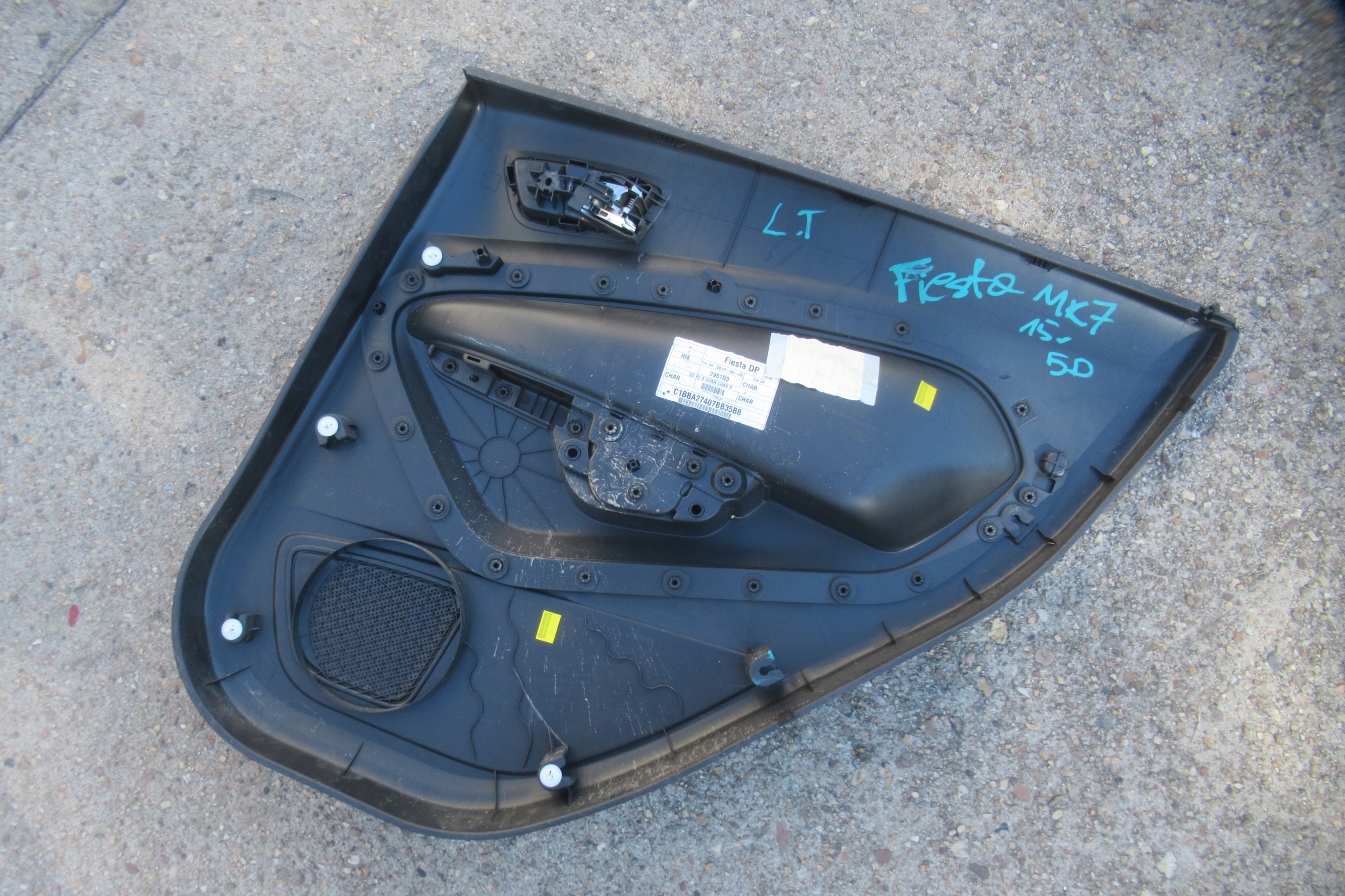 FORD FIESTA MK7 15R side door left rear part
