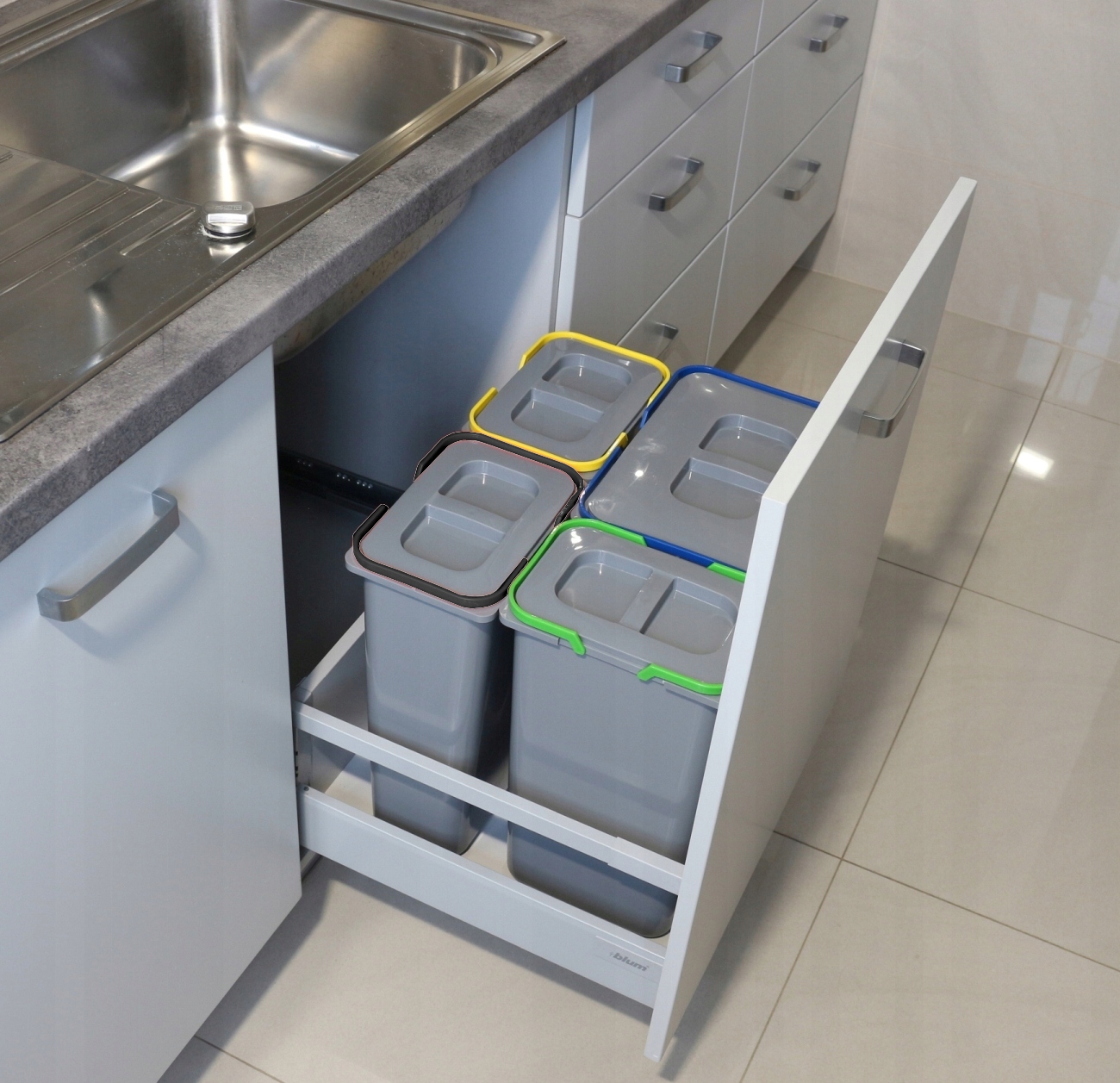 Kosz sortownik segregator pojemnik na śmieci 7L Pojemność 7 l