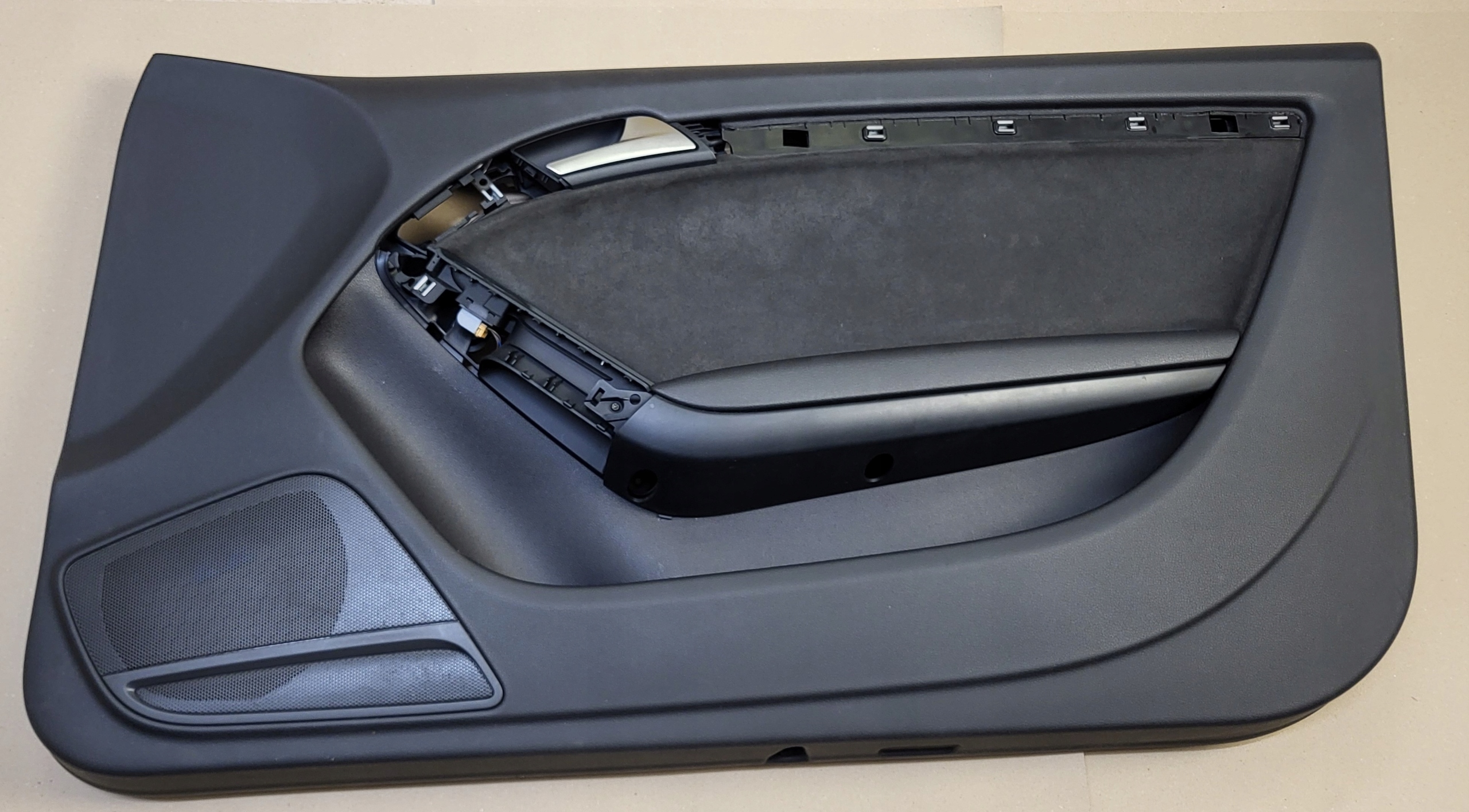 side upholstery ALCANTARA SOUL right armrest AUDI A5 8T COUPE EUROPA