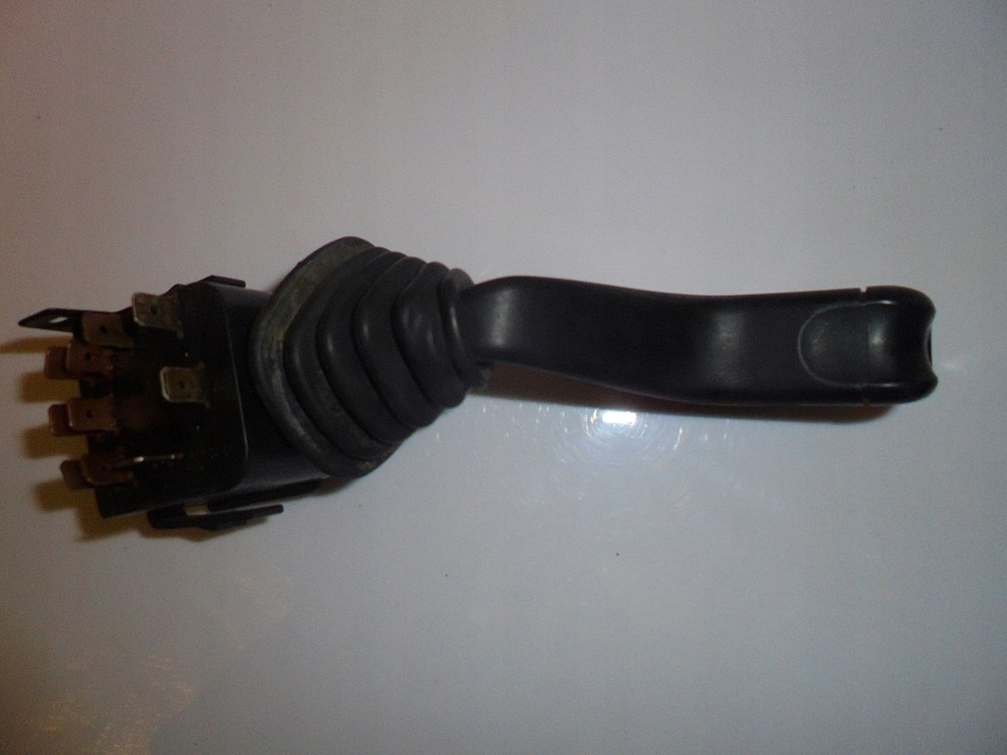 Bouton Indicateurs de direction OPEL 90221174