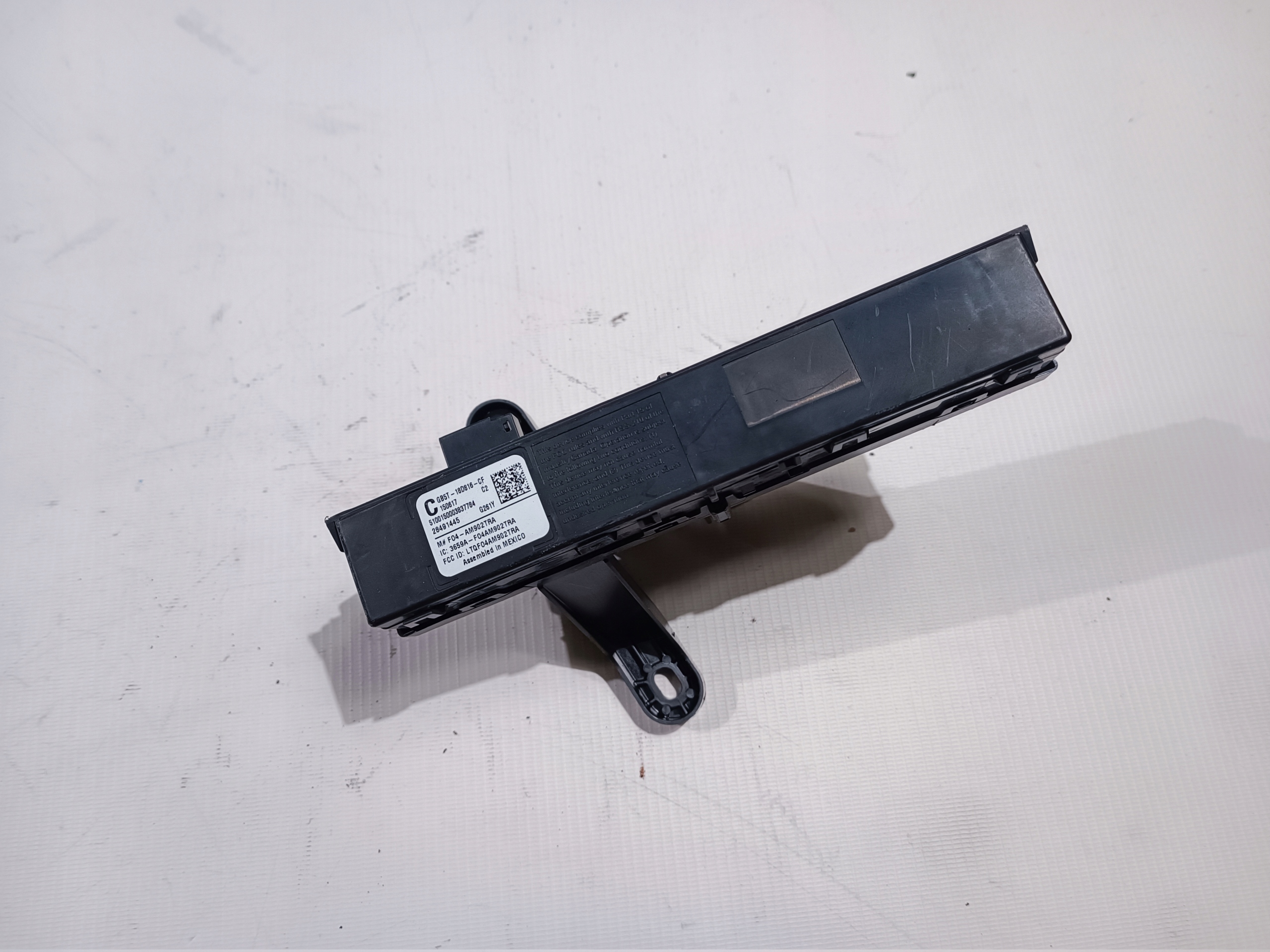 modul anteny Ford Explorer 2016