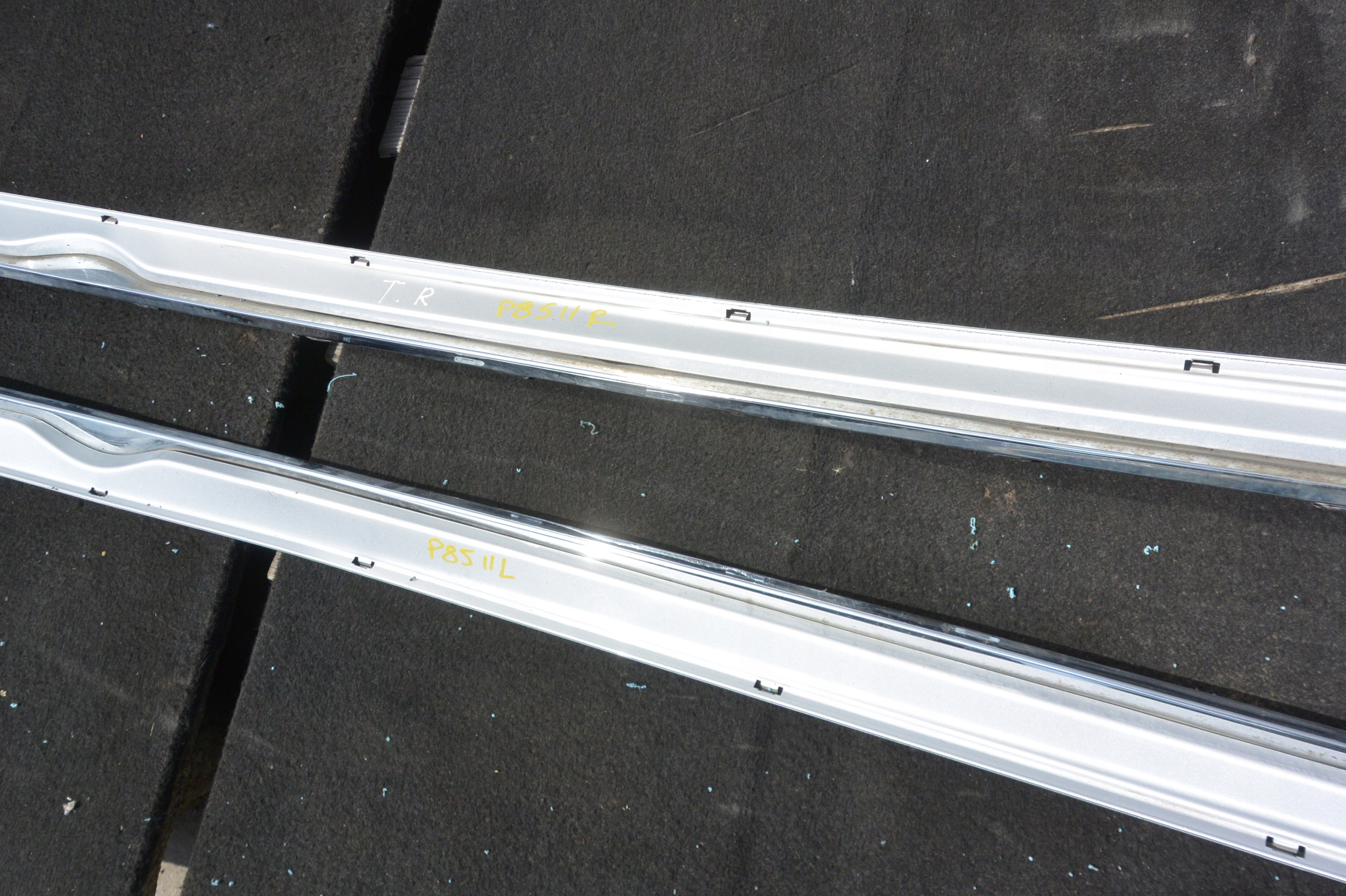 moulding threshold left right TESLA MODEL S 12-16