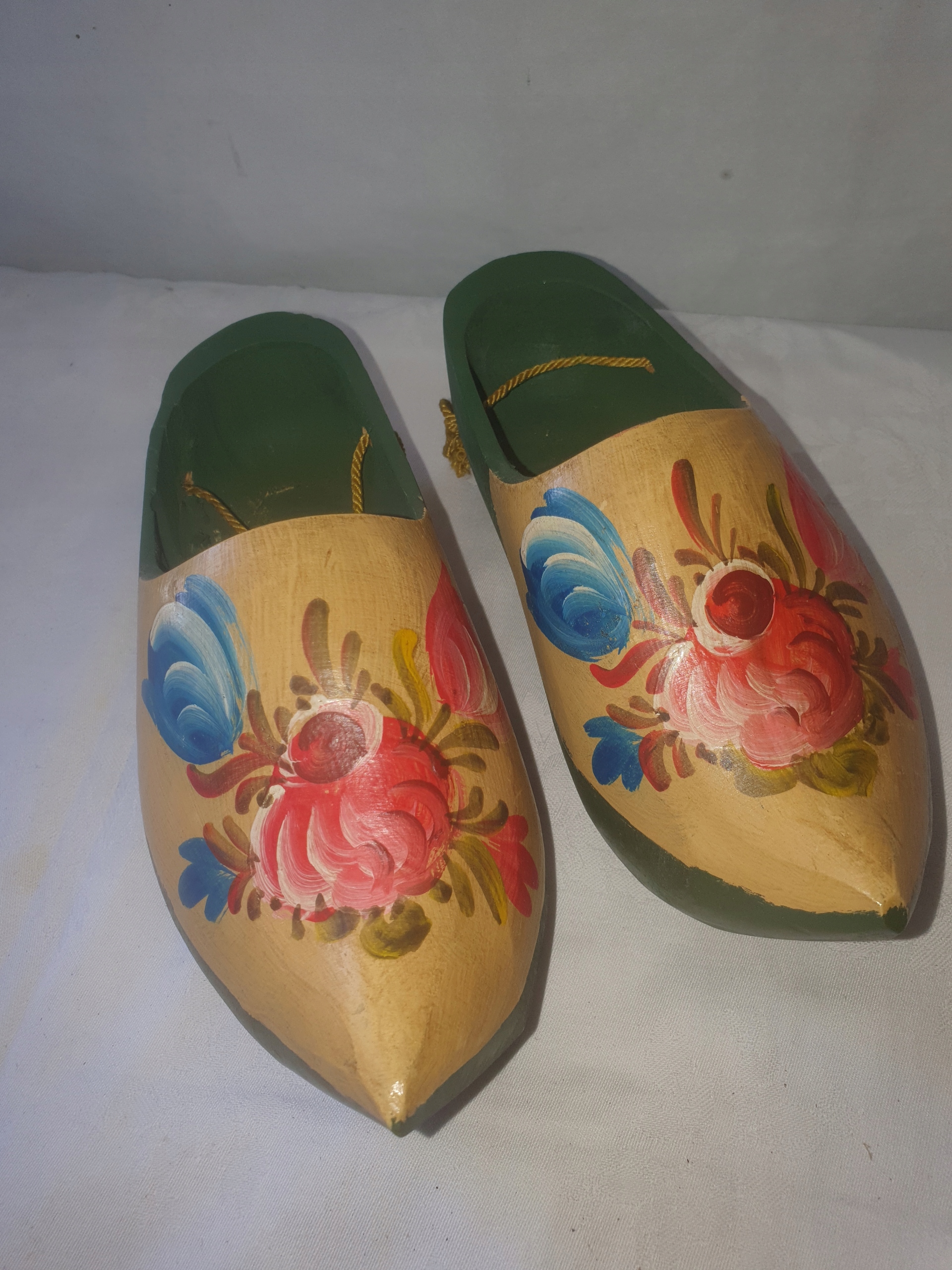 Drewniane buty chodaki