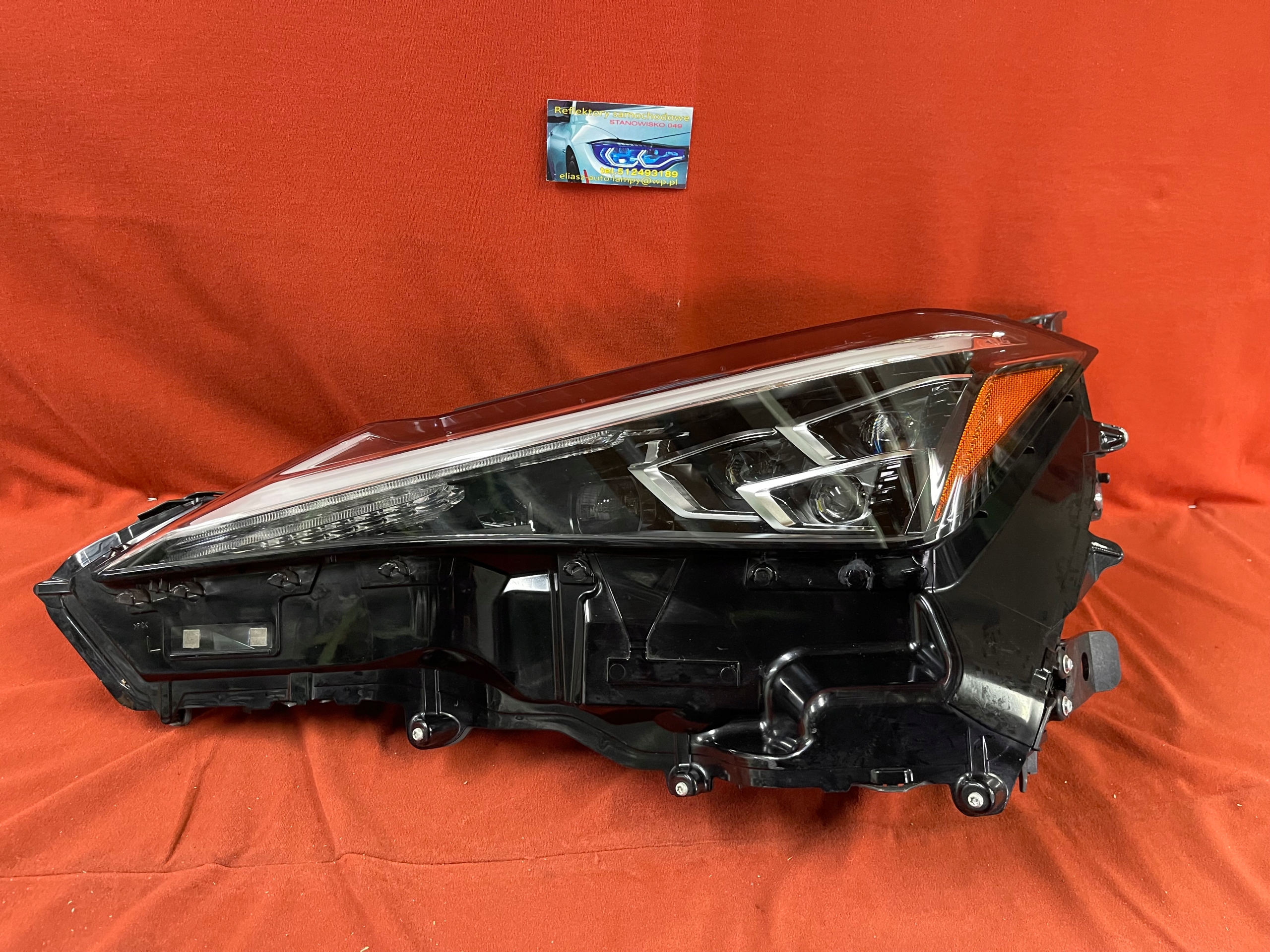 LEXUS UX LIFT FULL LED LEWY