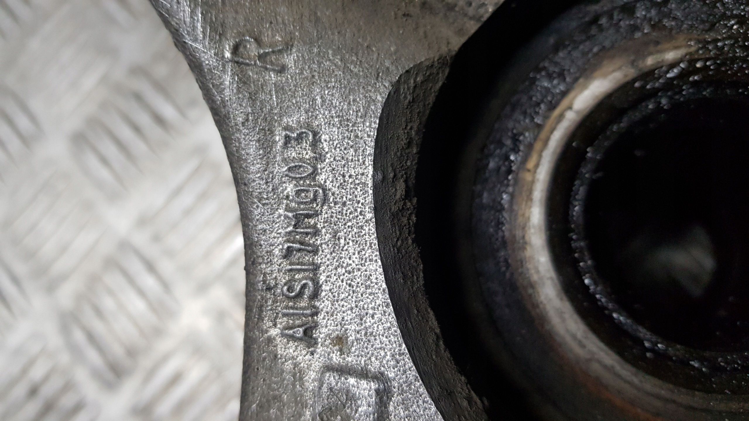 AUDI A8 D3 3.0 TDI swing rear part left or right