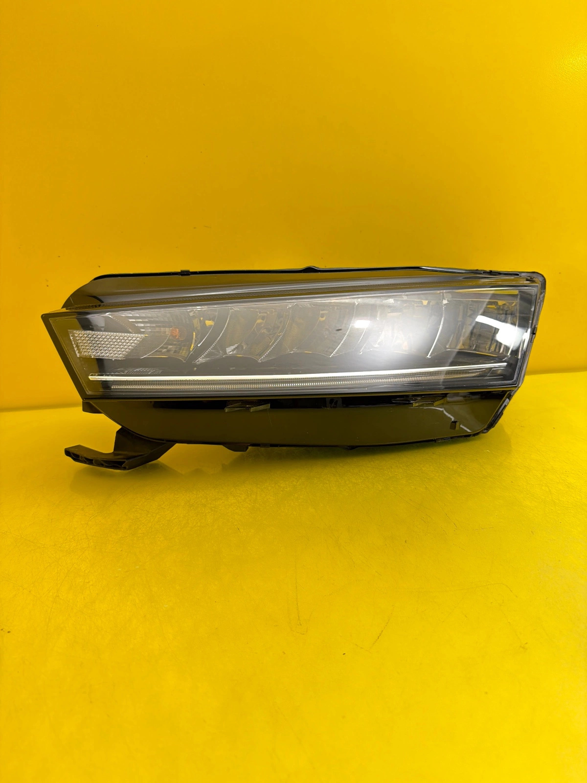 licht links Skoda Octavia IV 4 Full Led 5E4941015