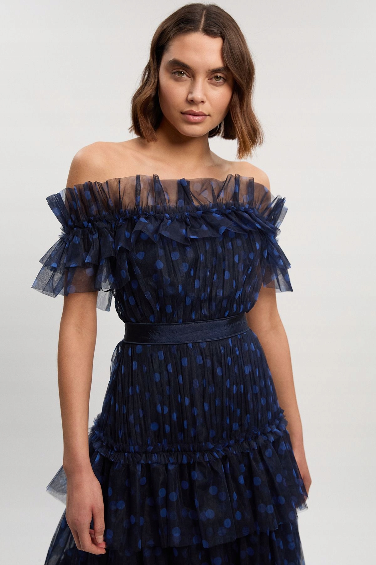 Tmavě Modrá Tylová Šaty S Puntíky Maxi Karen Millen L
