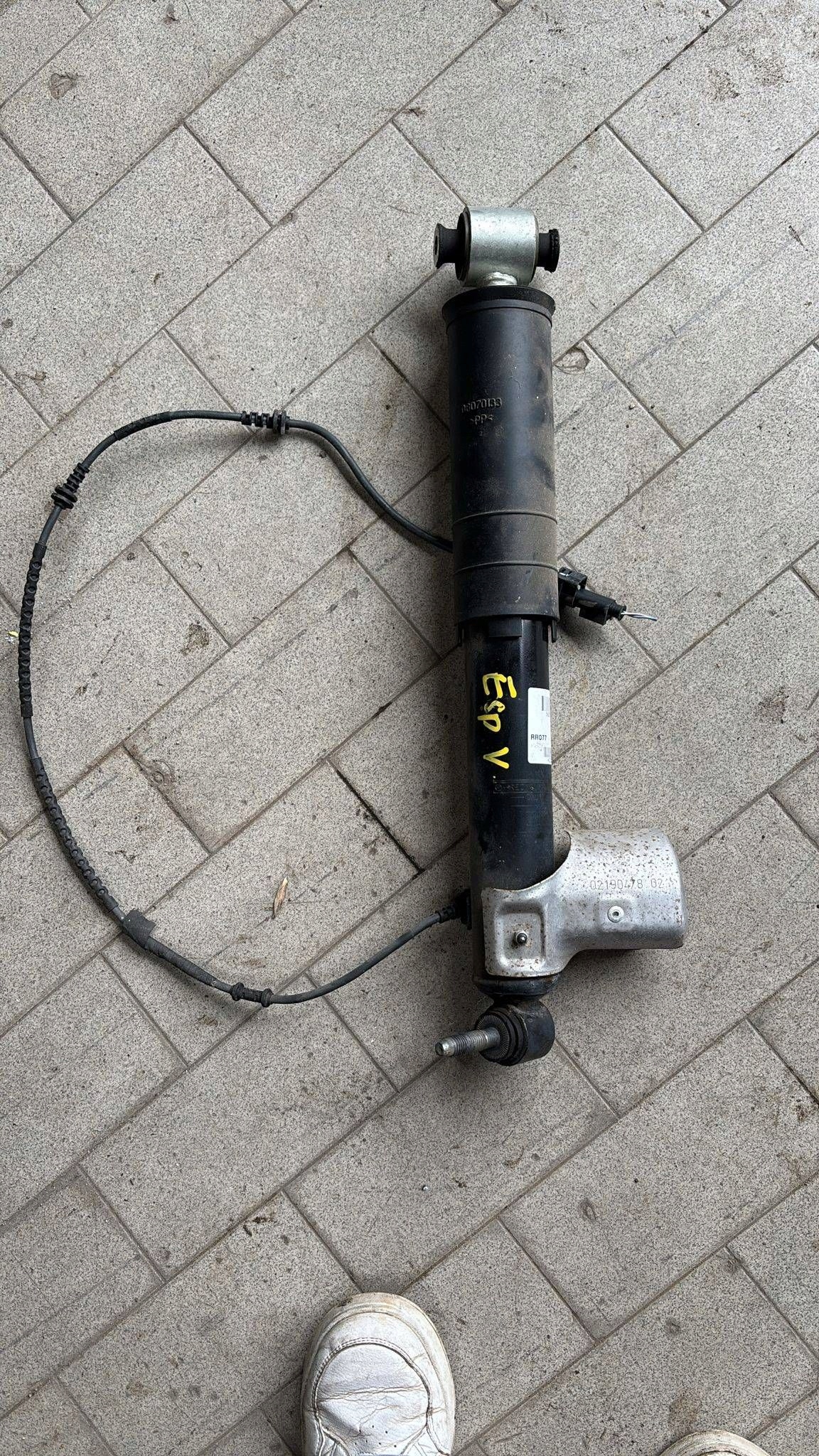 shock absorber rear Renault Espace V (RFC) 562107704R