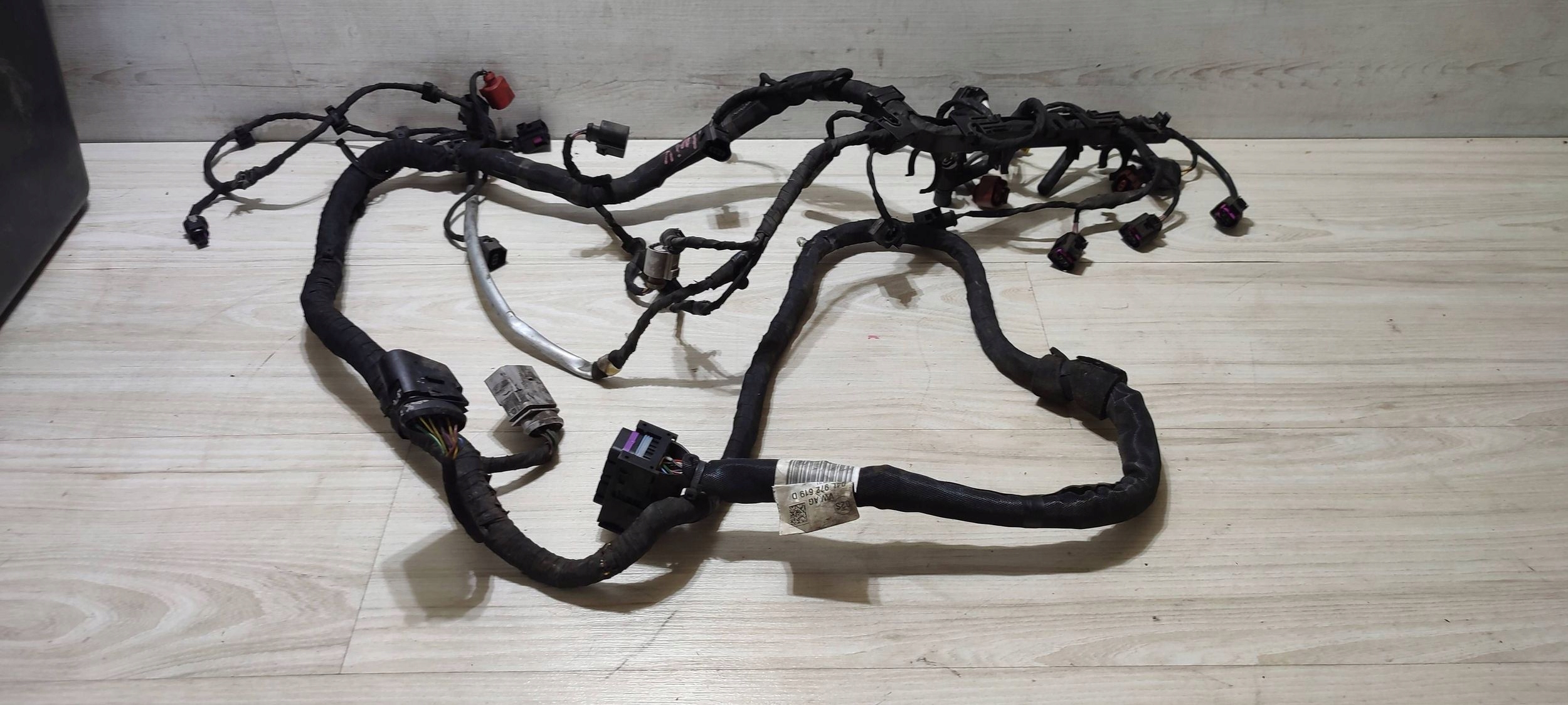 bundle of the engine Volkswagen Caddy 04L1972619D